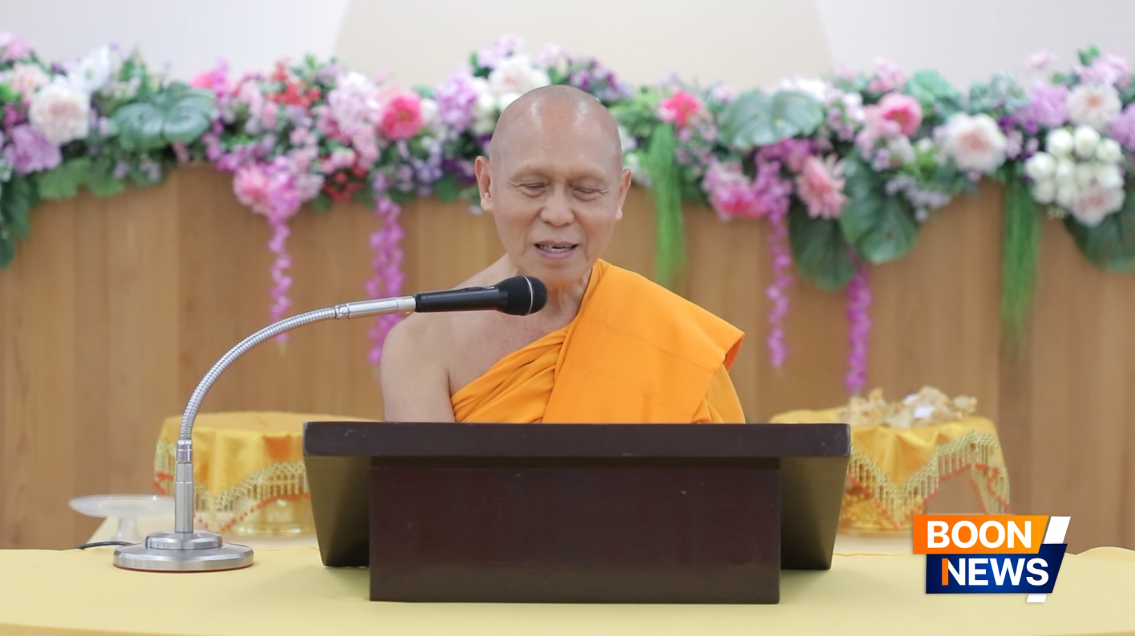 พิธีมอบดวงแก้วแก่นักเรียนบาลี ผู้สมัครสอบปี 2568 ในนามวัดพระธรรมกาย จ.ปทุมธานี