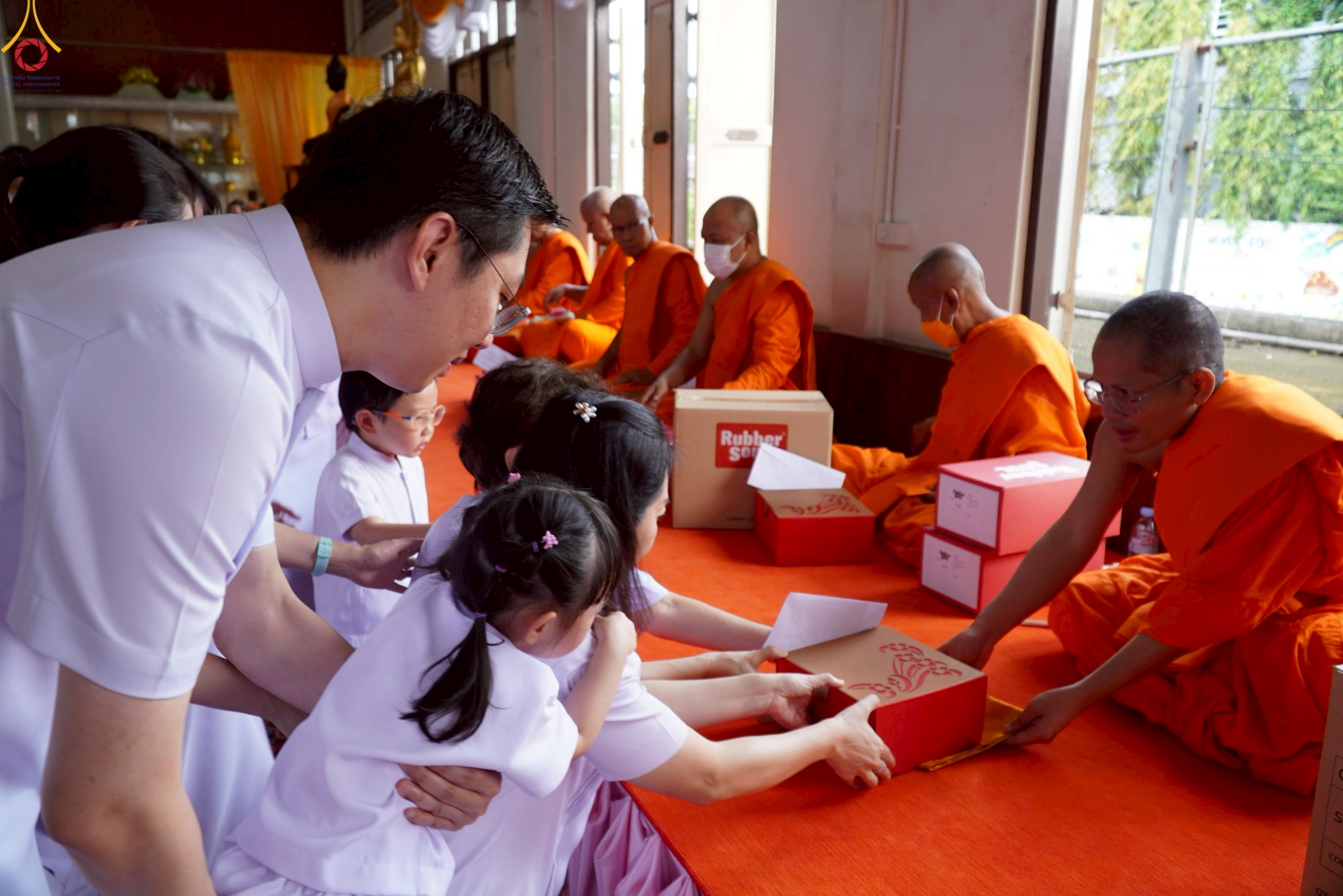 พิธีทอดกฐินสามัคคีทั่วไทย 30,000 วัด ณ วัดฉัตรแก้วจงกลณี กรุงเทพมหานคร