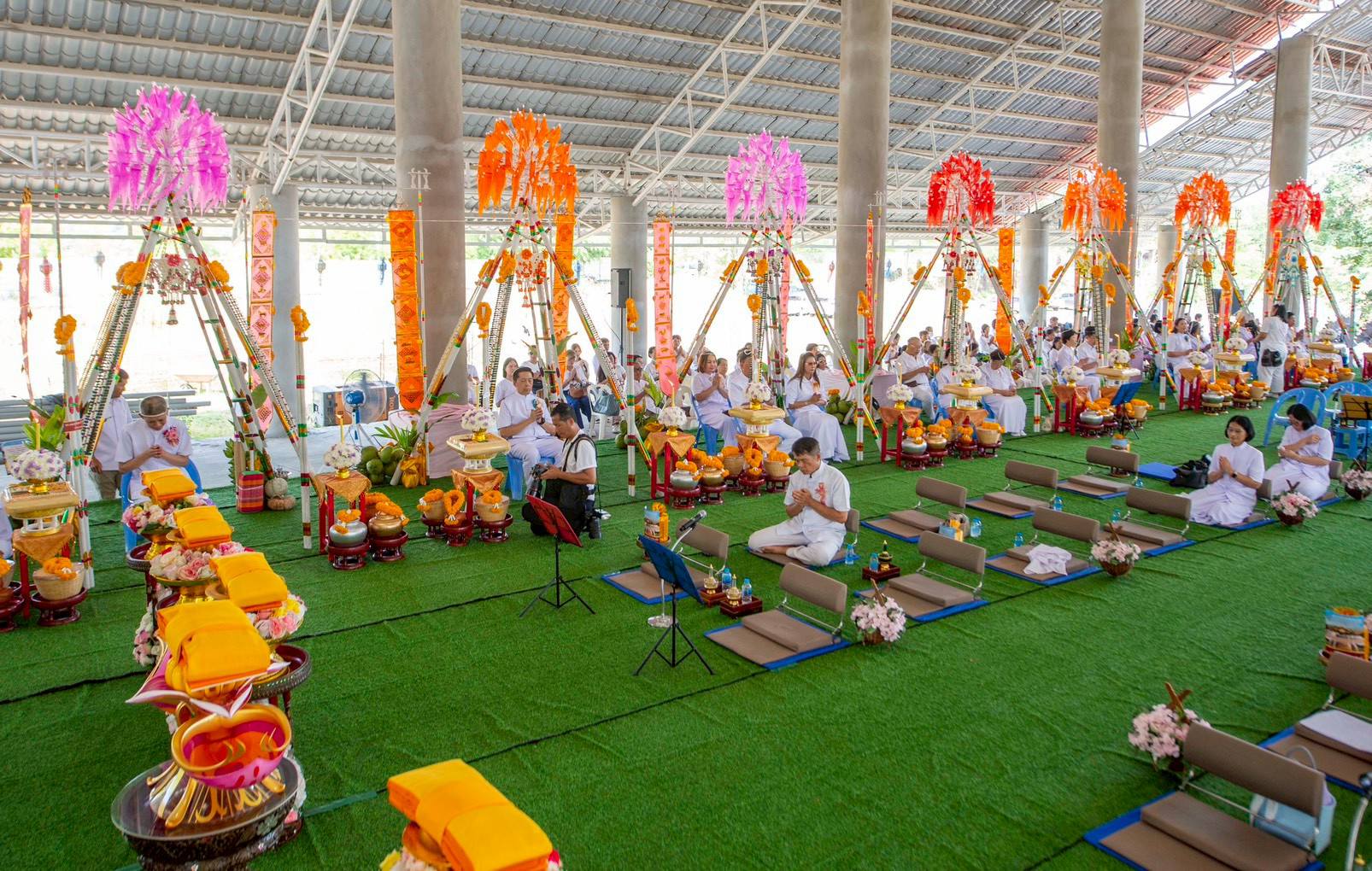 พิธีทอดกฐินสร้างทุกสิ่ง ณ ธุดงคสถานลำพูน