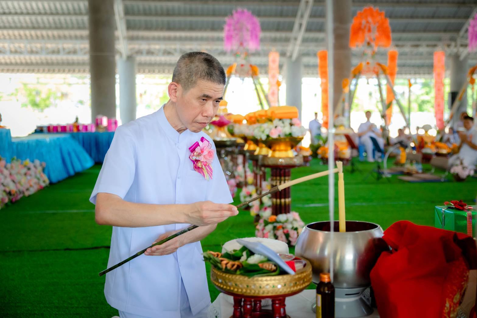 พิธีทอดกฐินสร้างทุกสิ่ง ณ ธุดงคสถานลำพูน