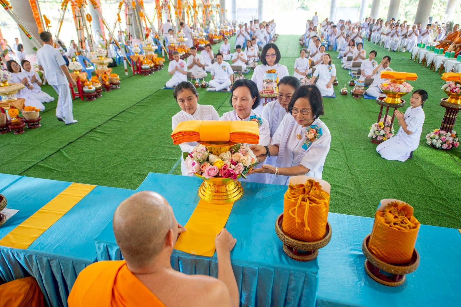 พิธีทอดกฐินสร้างทุกสิ่ง ณ ธุดงคสถานลำพูน