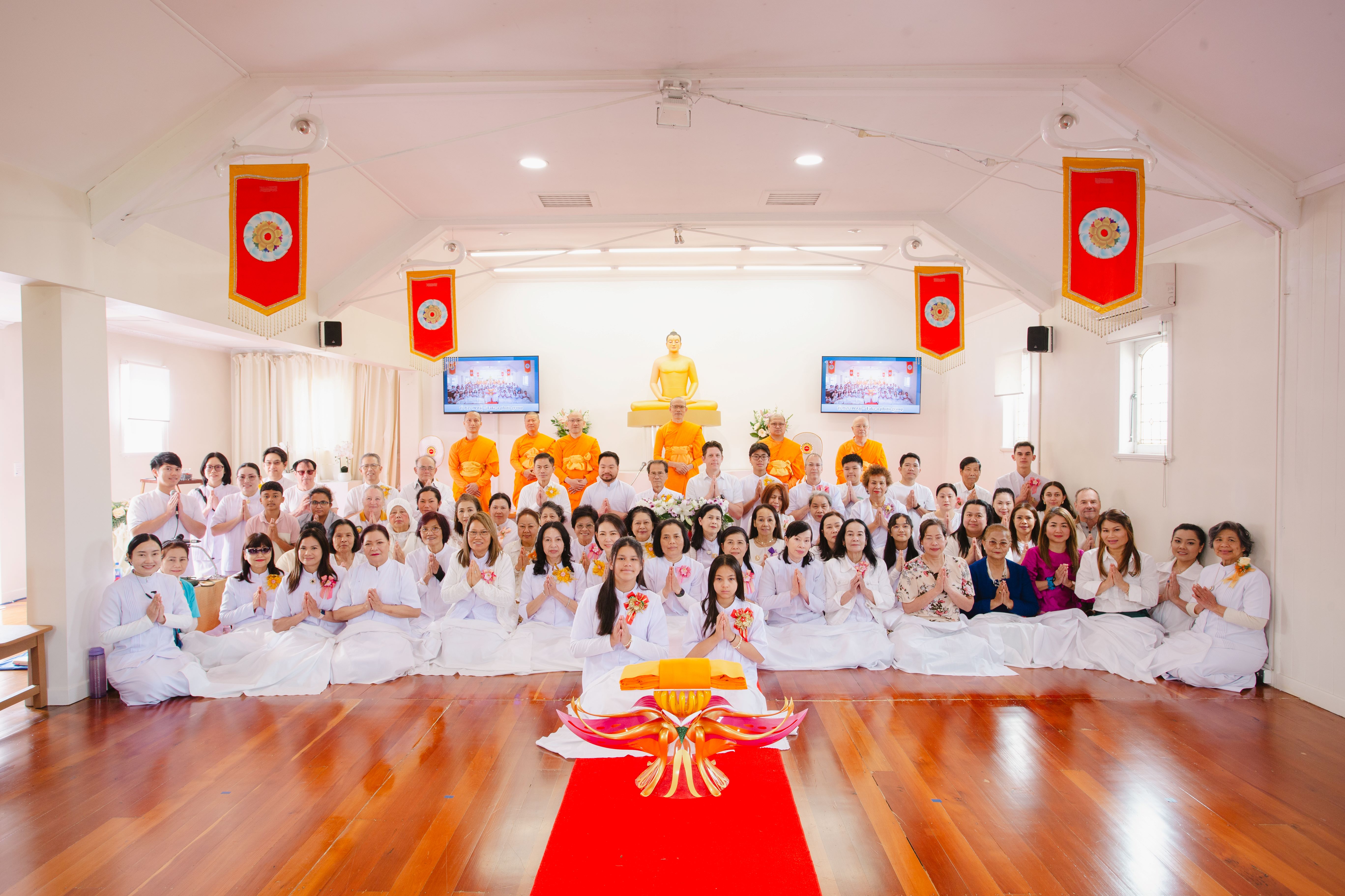 วัดพระธรรมกายโอ๊คแลนด์ จัดงานบุญพิธีทอดกฐินธรรมชัยสร้างทุกสิ่ง