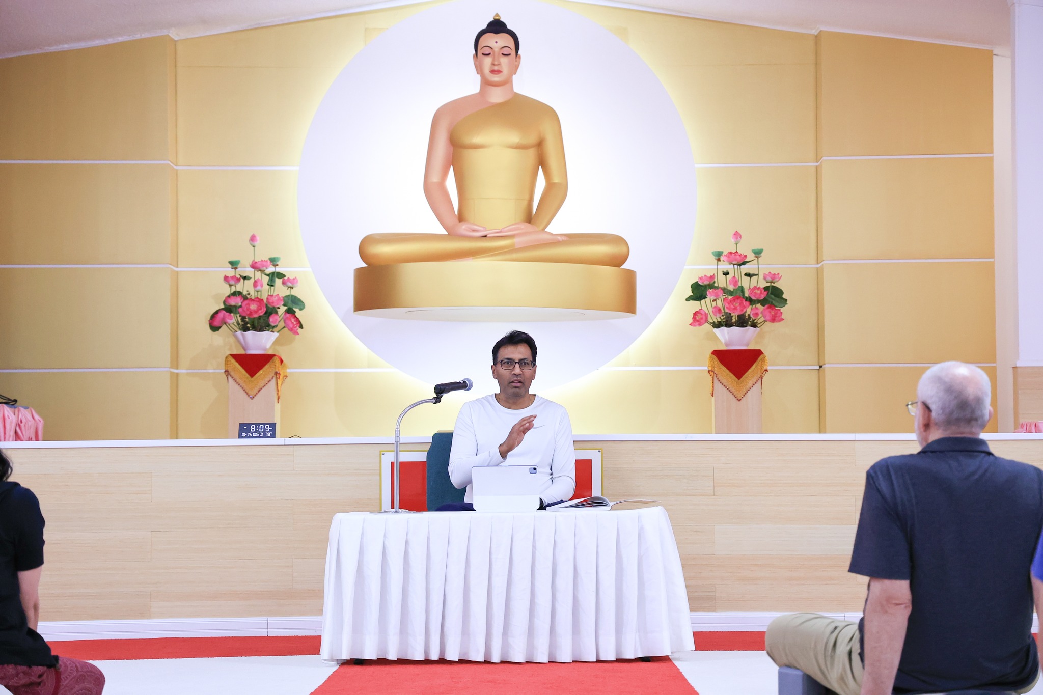 วัดพระธรรมกายจอร์เจีย จัดกิจกรรมนั่งสมาธิสำหรับชาวท้องถิ่น