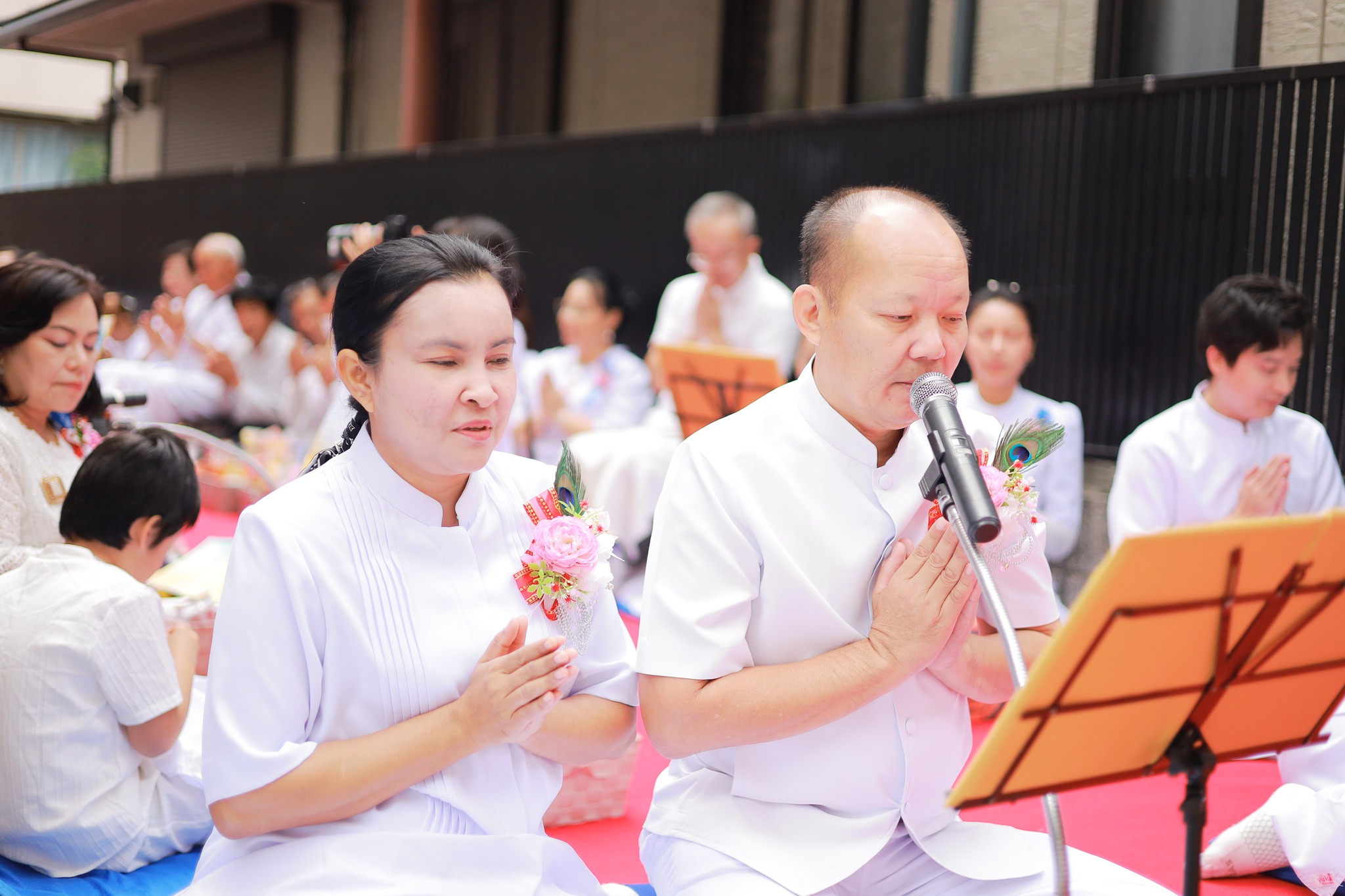 วัดพระธรรมกายโอซาก้า จัดพิธีทอดกฐินหนึ่งไม่มีสอง