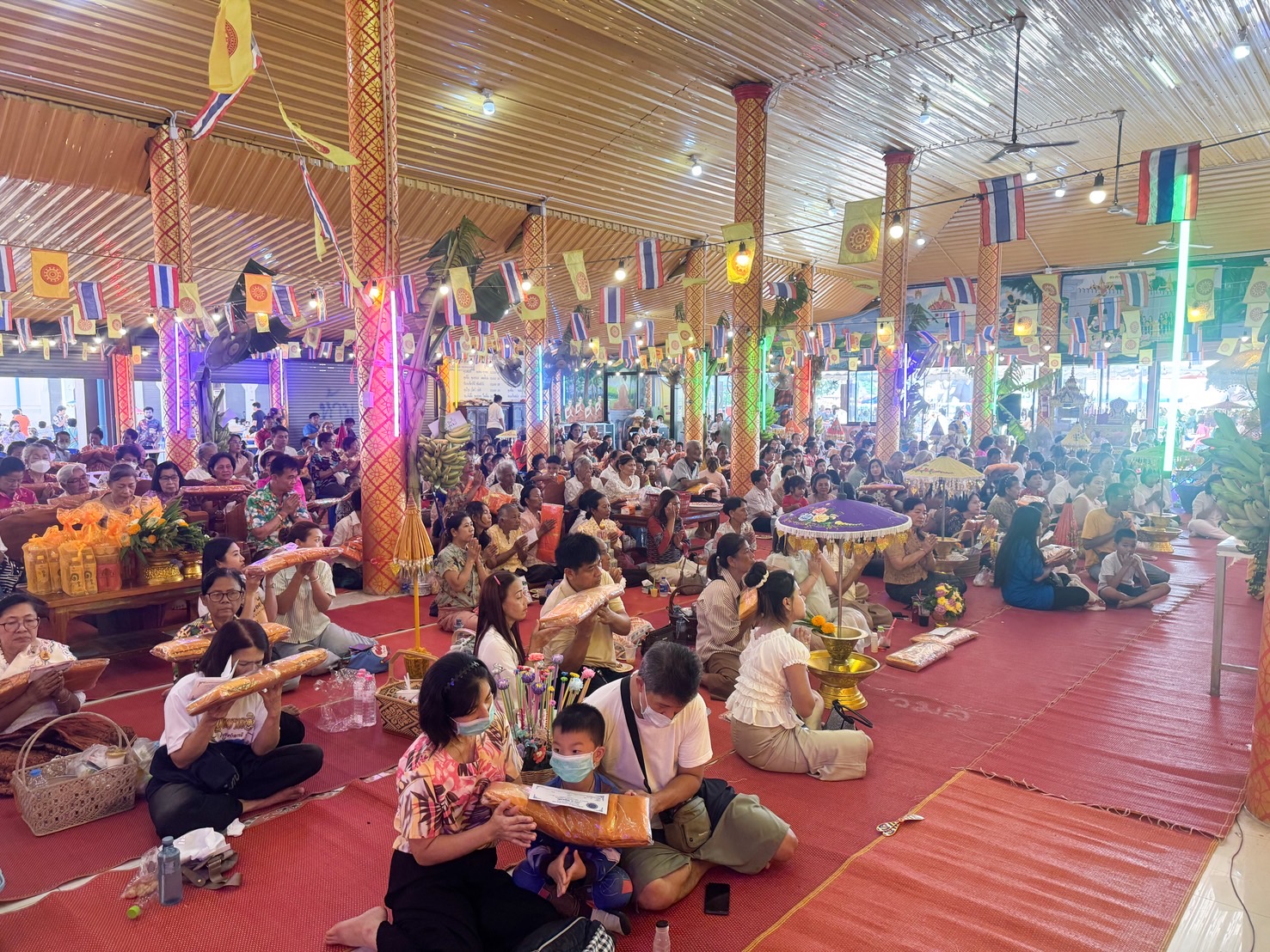พิธีทอดกฐินสามัคคีทั่วไทย 30,000 วัด ณ วัดมูลเหล็ก จ.ปทุมธานี