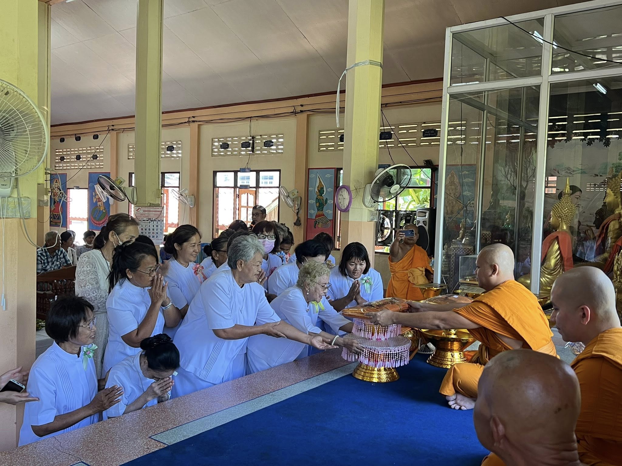 พิธีทอดกฐินสามัคคีทั่วไทย 30,000 วัด ณ วัดกลาง จ.ชัยนาท