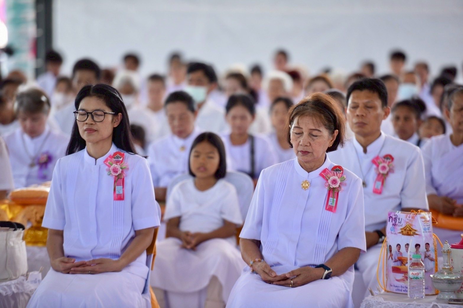 ศูนย์ปฏิบัติธรรมวิหารแดง จัดพิธีทอดกฐินสามัคคี สถาปนาแผ่นบันมงคลมหาเศรษฐี อาคาร 80 ปี หลวงพ่อธัมมชโย