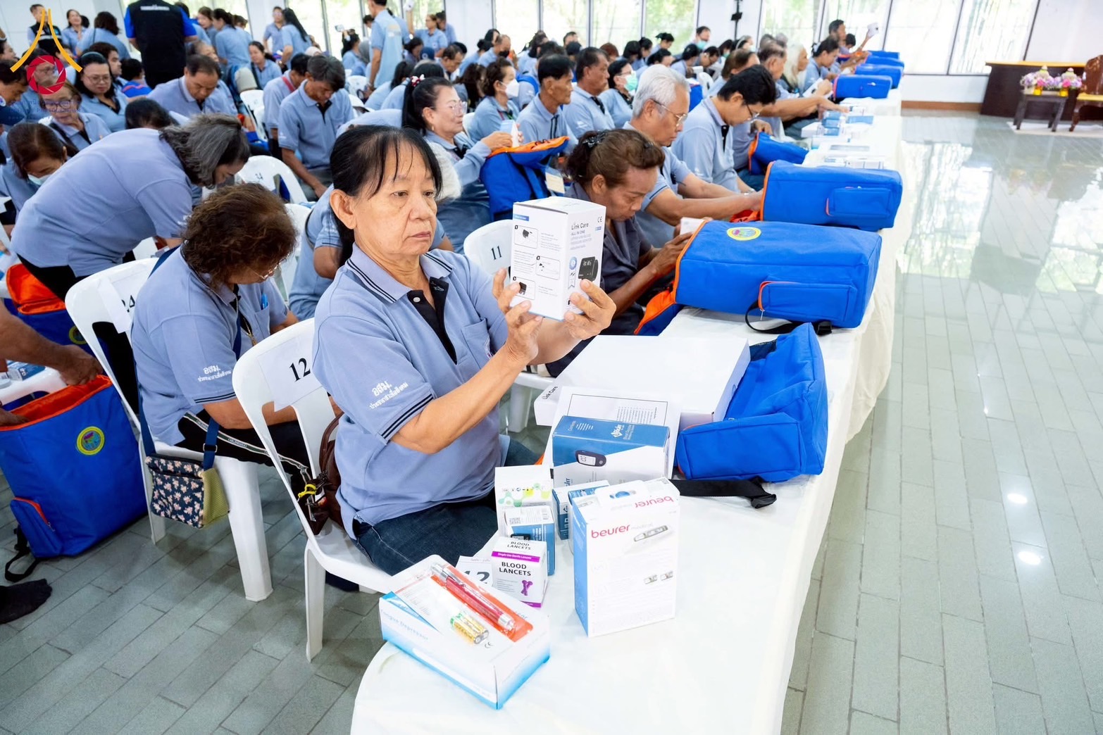 รพ.สต.คลองหนึ่ง จัดประชุมและรับมอบครุภัณฑ์ทางการแพทย์ ณ วัดพระธรรมกาย
