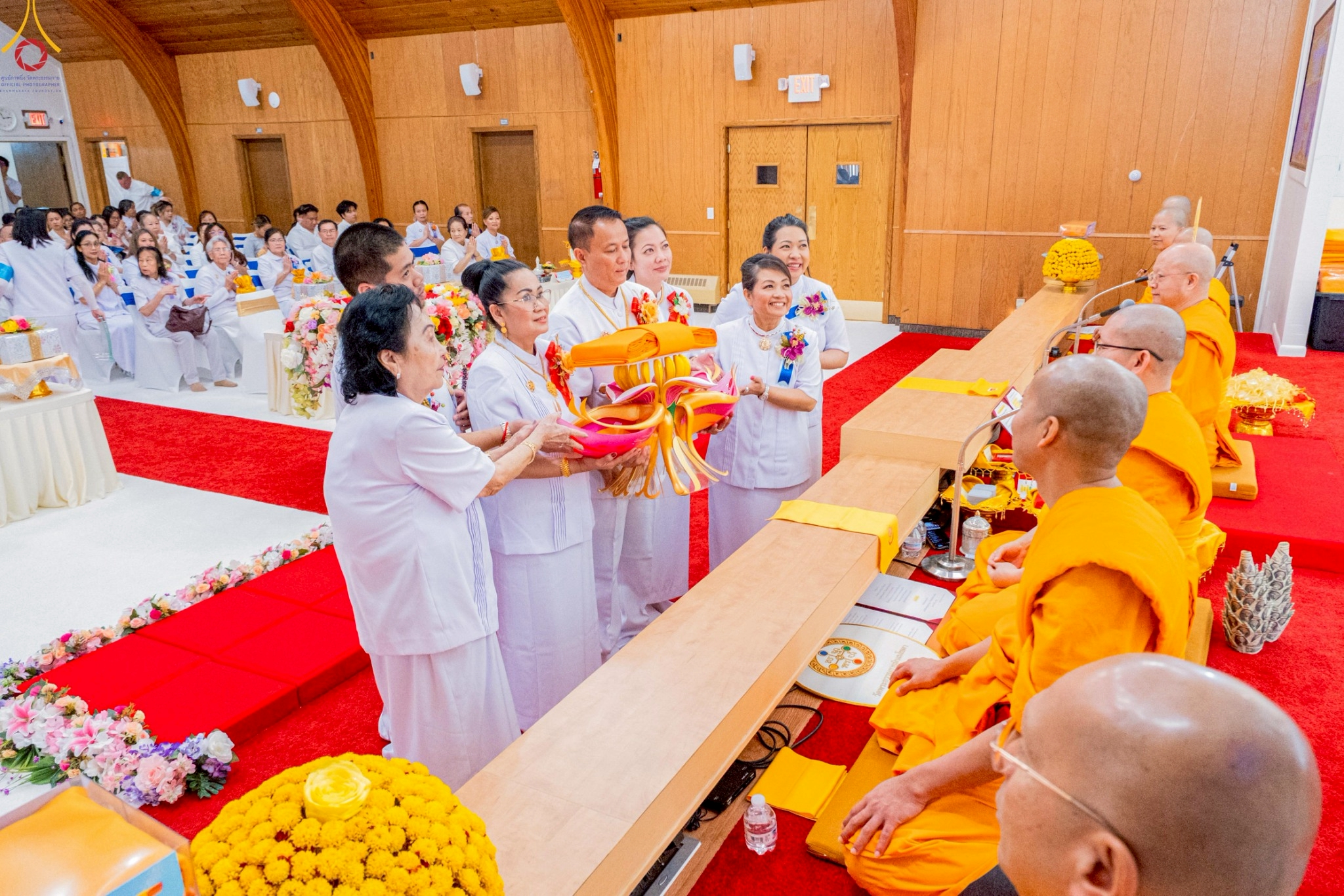วัดพระธรรมกายมินเนโซตา จัดพิธีทอดกฐินบรมจักรพรรดิสมปรารถนา