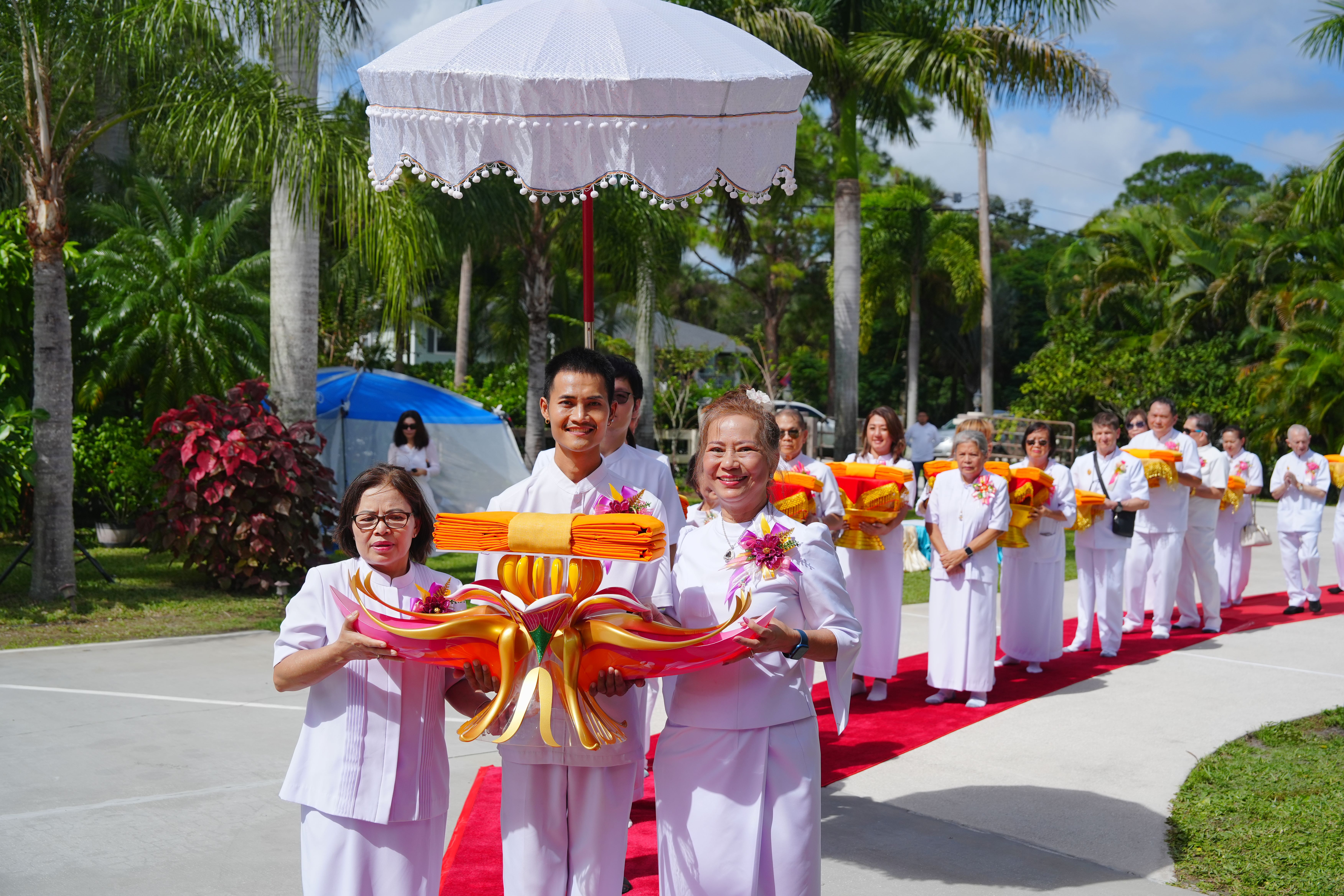 วัดพระธรรมกายปาล์มบีช จัดพิธีทอดกฐินสามัคคี