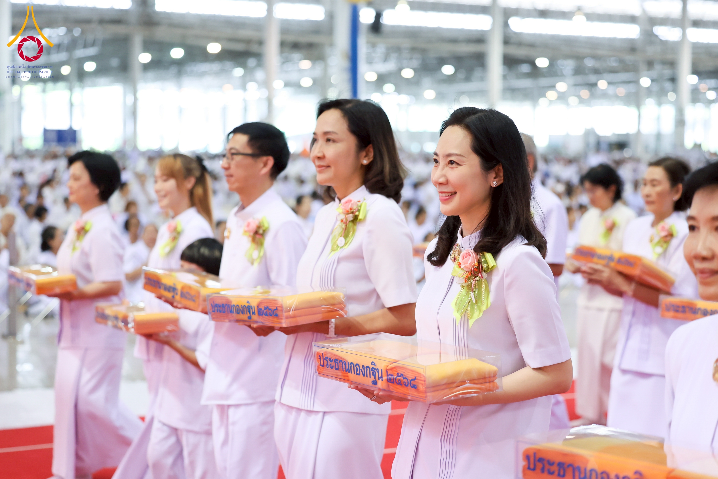 วัดพระธรรมกาย จัดพิธีบูชาข้าวพระ และพิธีทอดกฐินธรรมชัย
