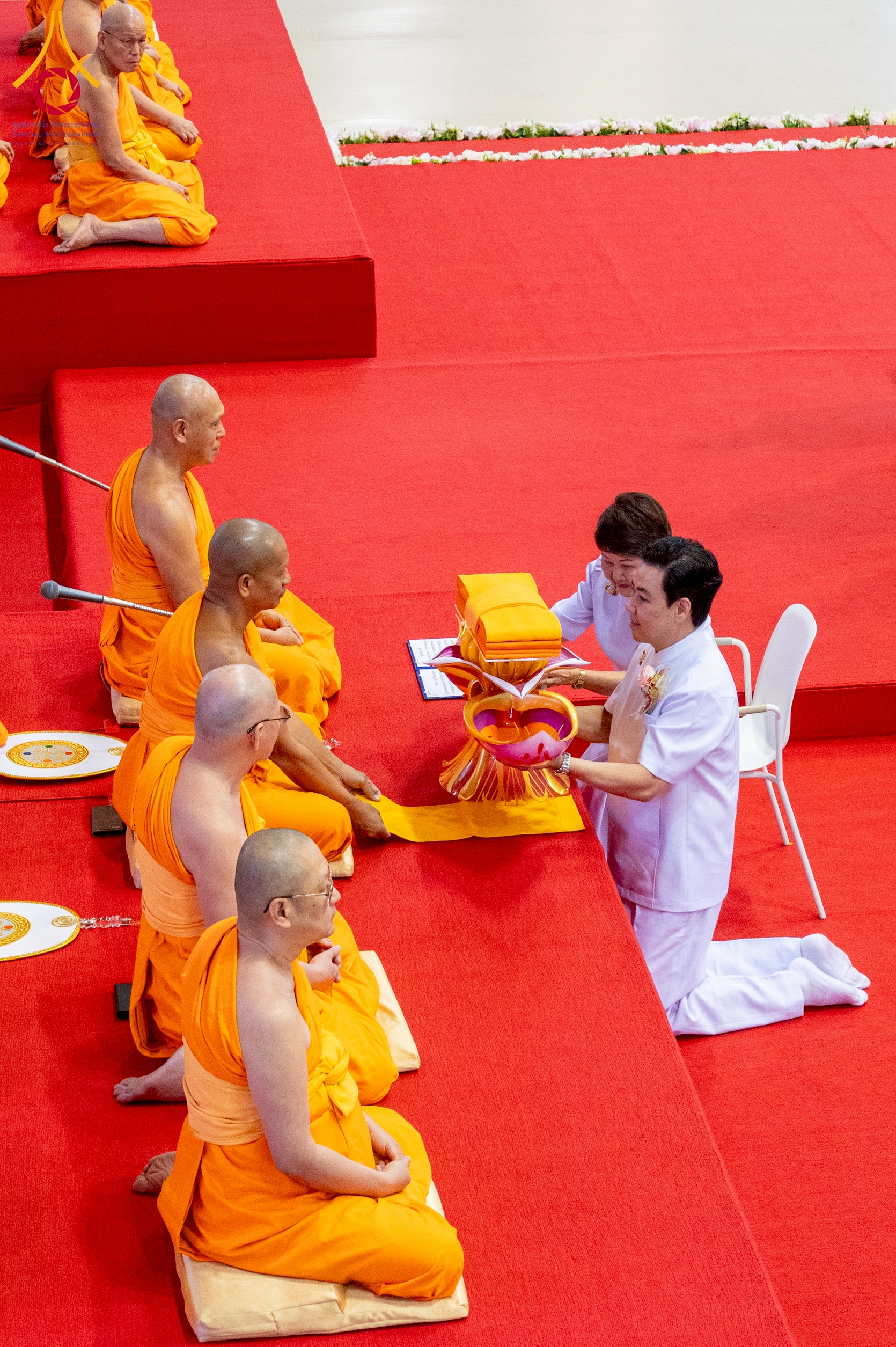 วัดพระธรรมกาย จัดพิธีบูชาข้าวพระ และพิธีทอดกฐินธรรมชัย