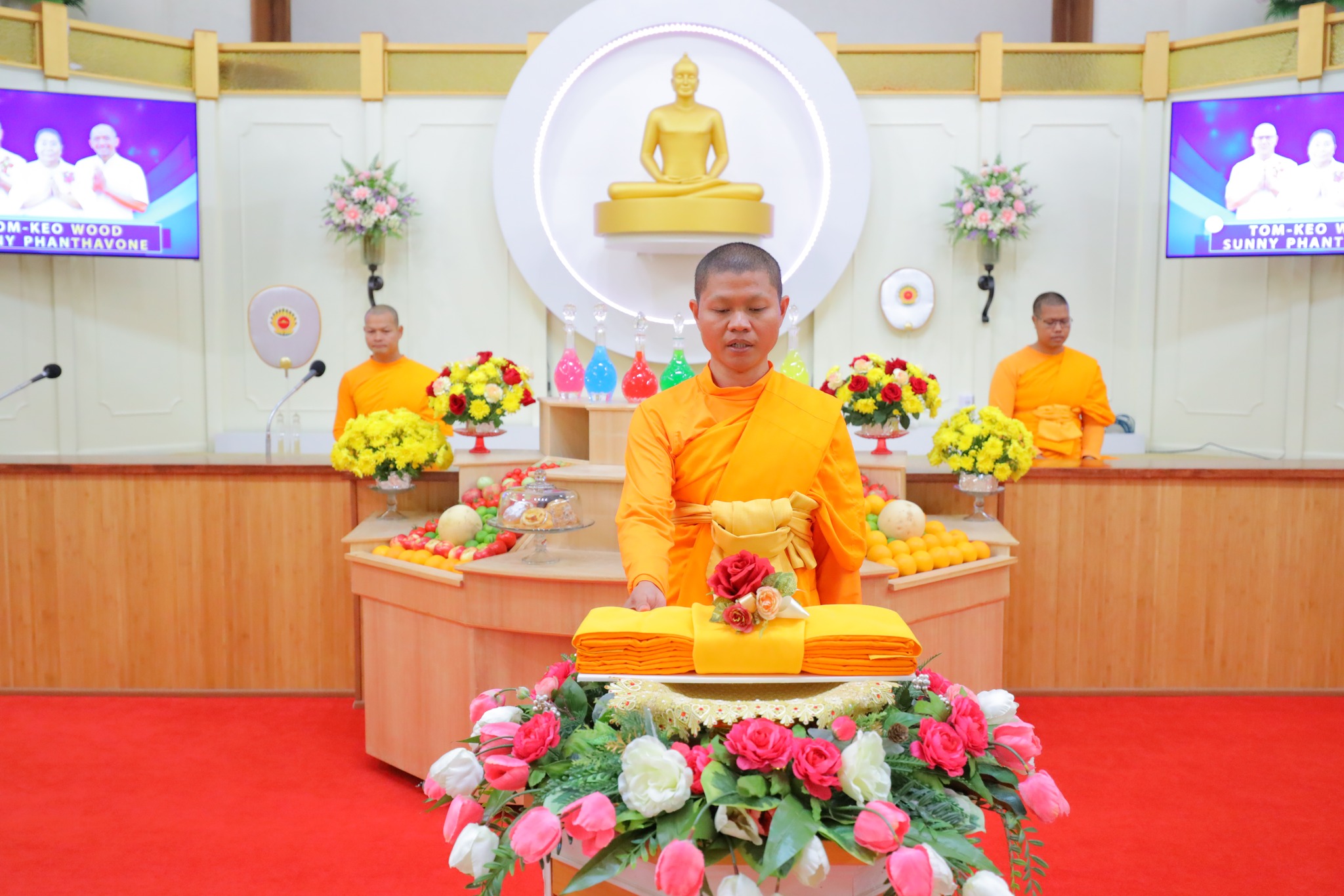 วัดพระธรรมกายแคนซัส จัดงานบุญบูชาข้าวพระ