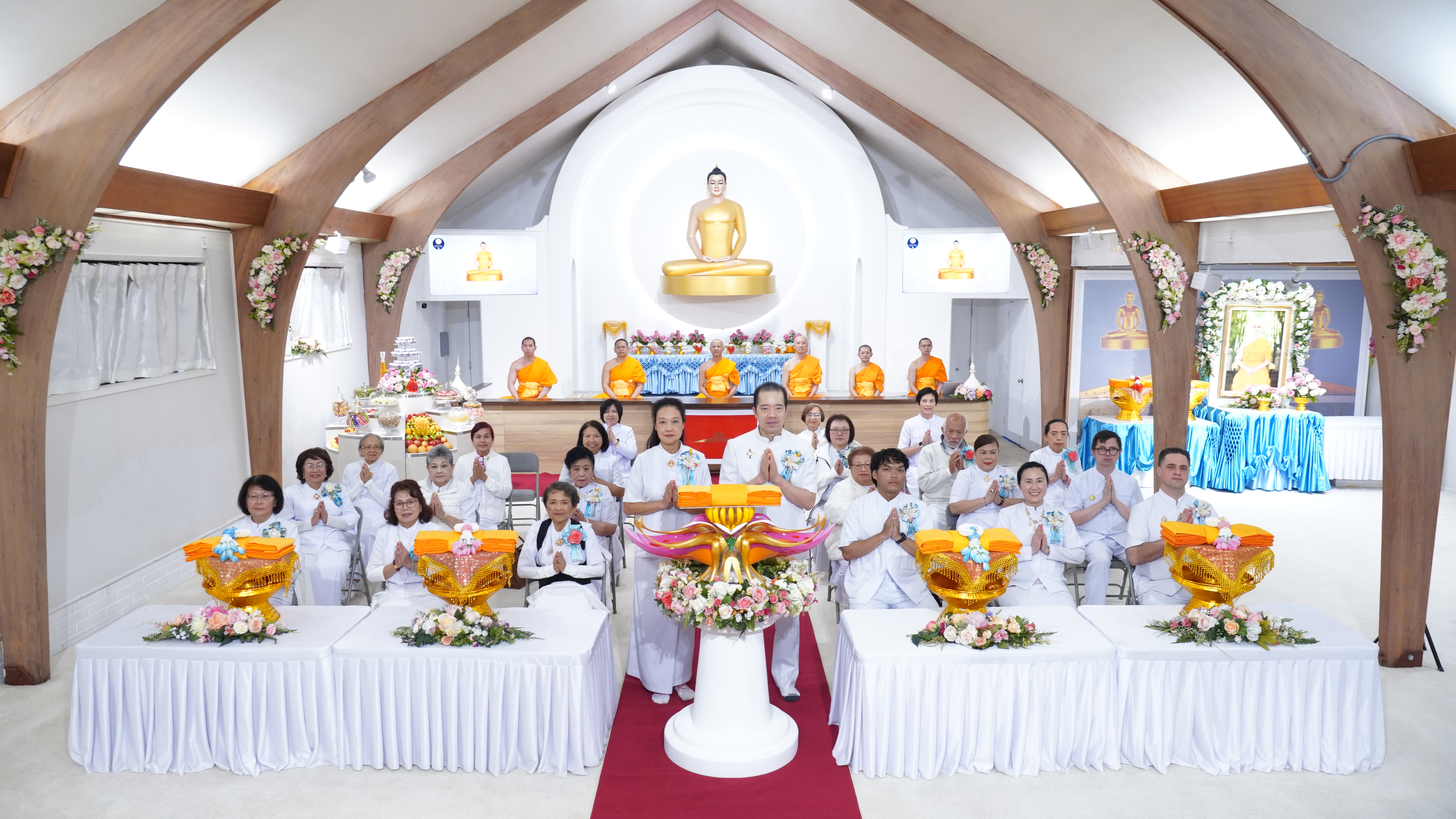 วัดพระธรรมกายซีแอตเติล จัดงานบุญบูชาข้าวพระ