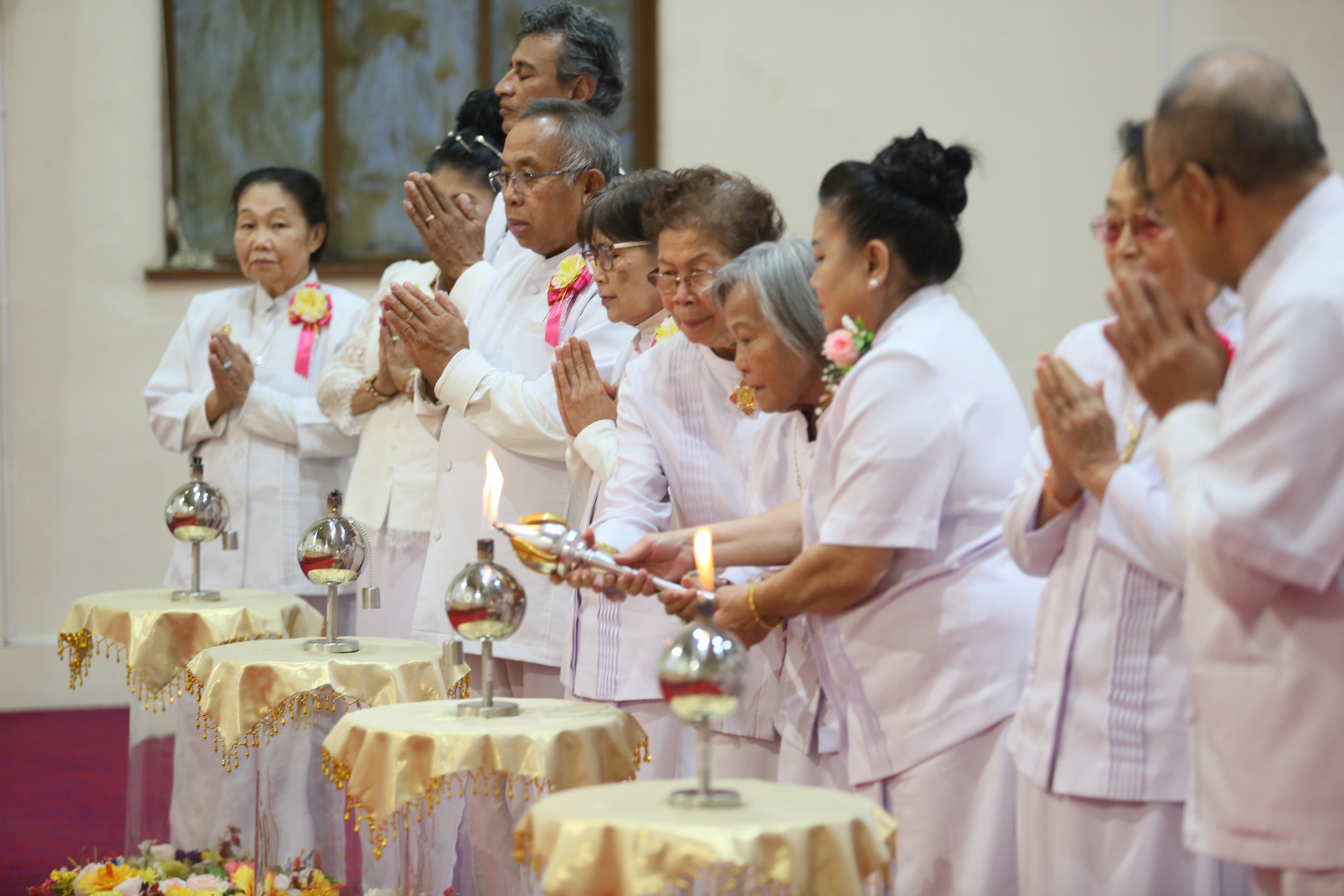 วัดพระธรรมกายออเรกอน จัดงานบุญบูชาข้าวพระ