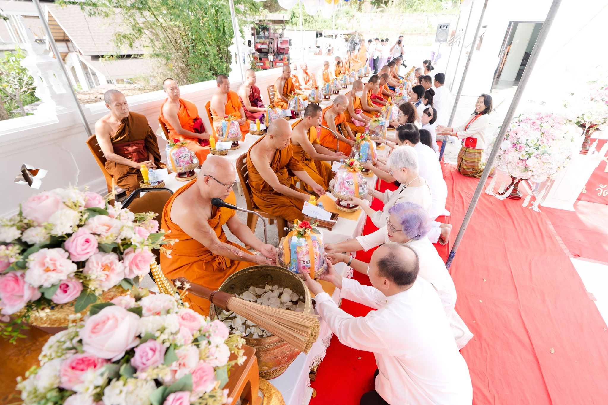 พิธีทอดกฐินสามัคคีทั่วไทย 30,000 วัด ณ วัดพระธาตุสามดวง จ.เชียงราย