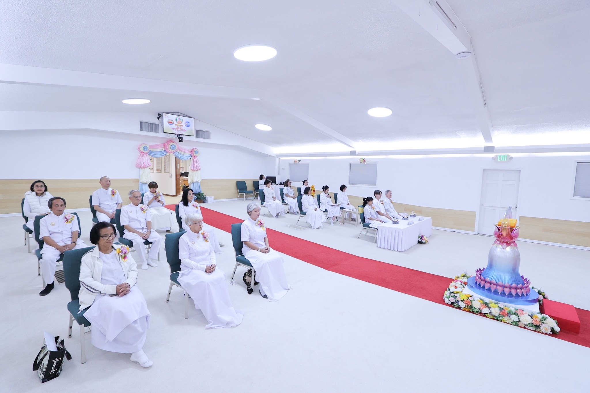 วัดพระธรรมกายจอร์เจีย จัดงานบุญบูชาข้าวพระ