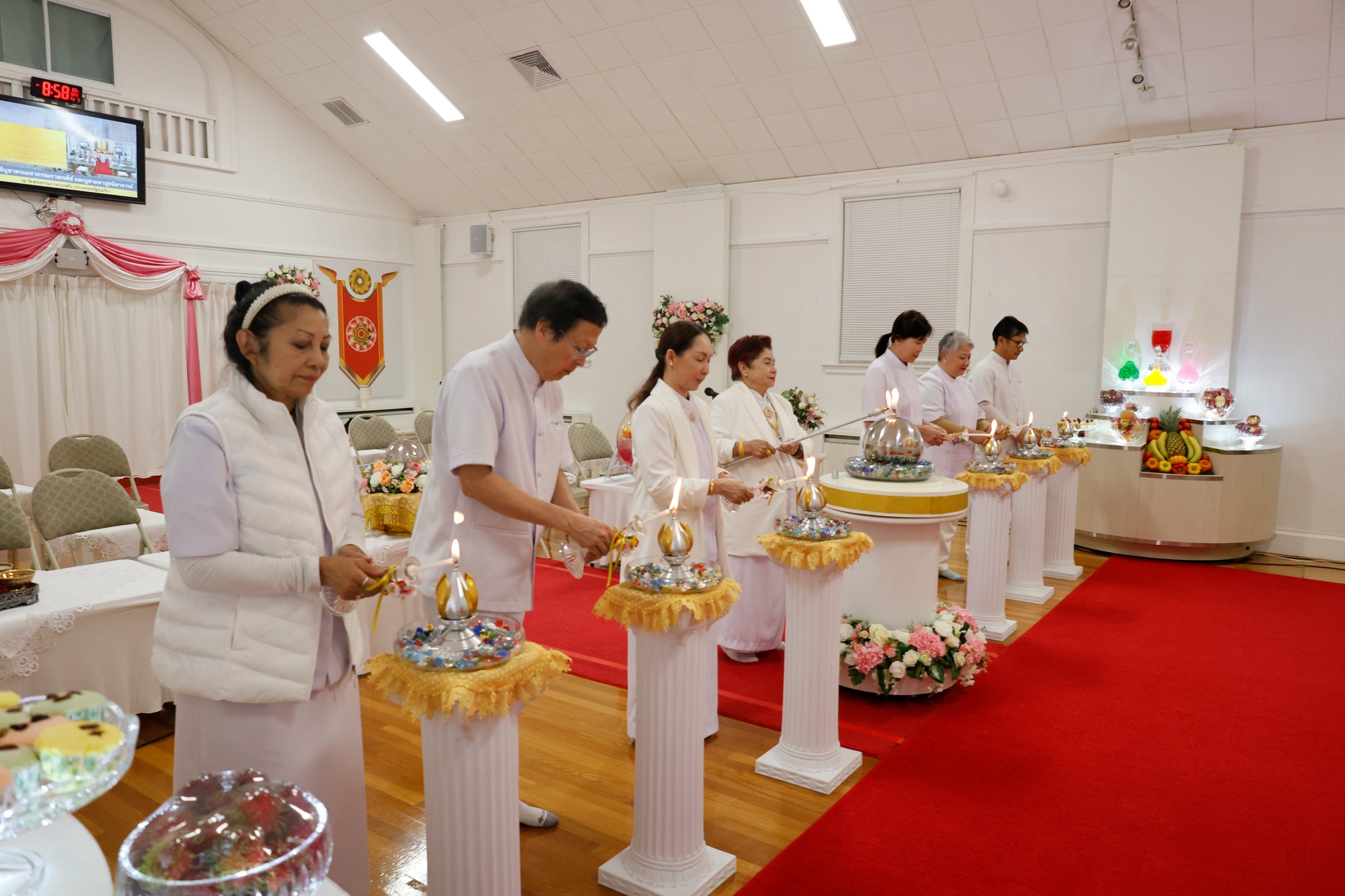 วัดพระธรรมกายบอสตัน จัดงานบุญบูชาข้าวพระ
