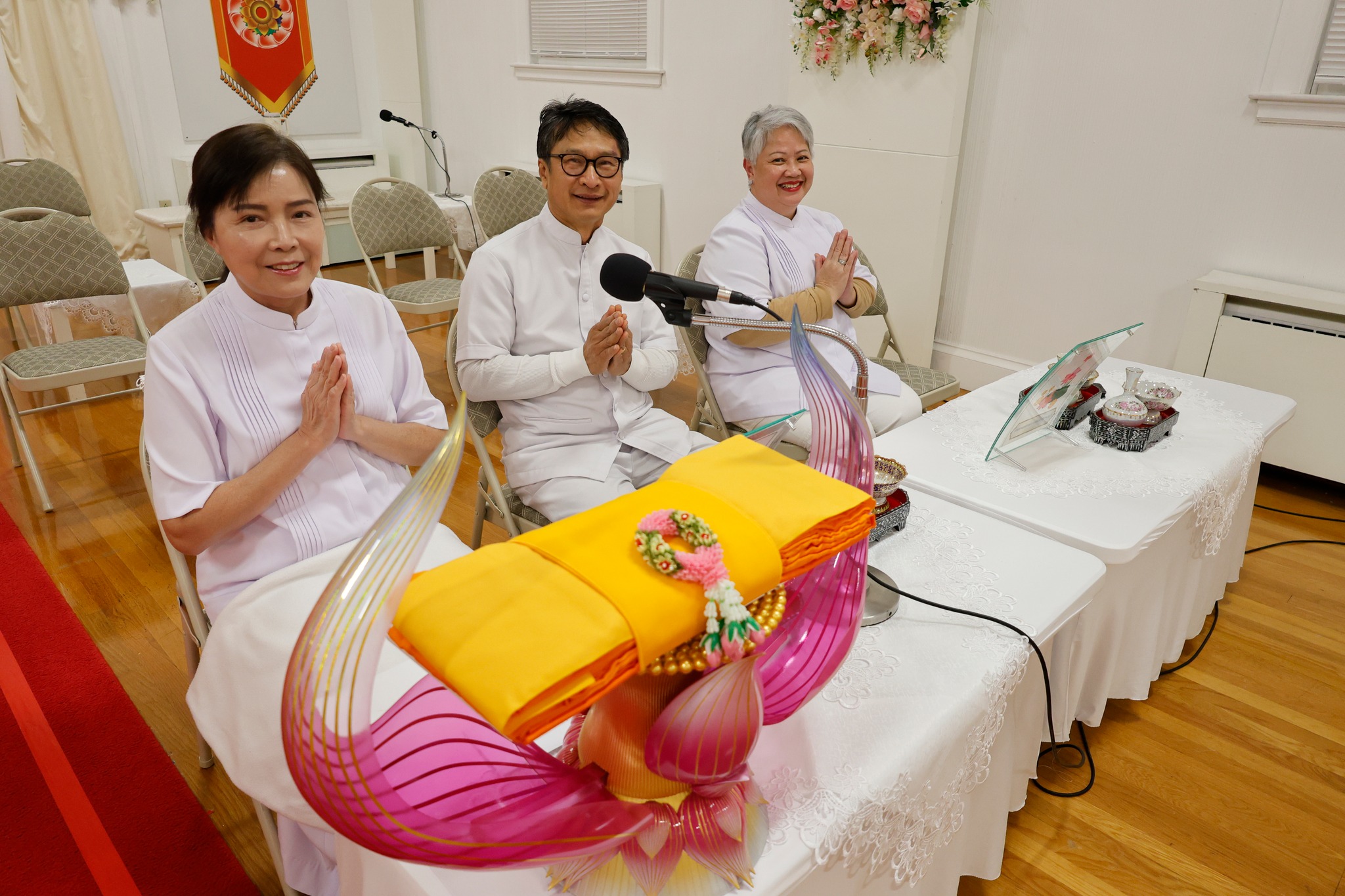 วัดพระธรรมกายบอสตัน จัดงานบุญบูชาข้าวพระ