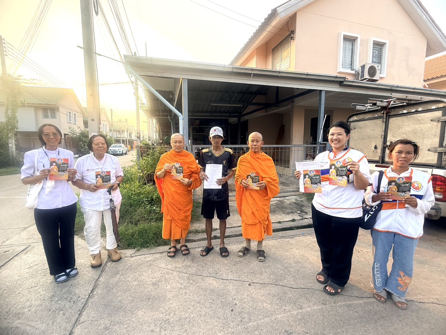 บรรยากาศชวนบวชบูชาธรรมมหาปูชนียาจารย์ จังหวัดปทุมธานี