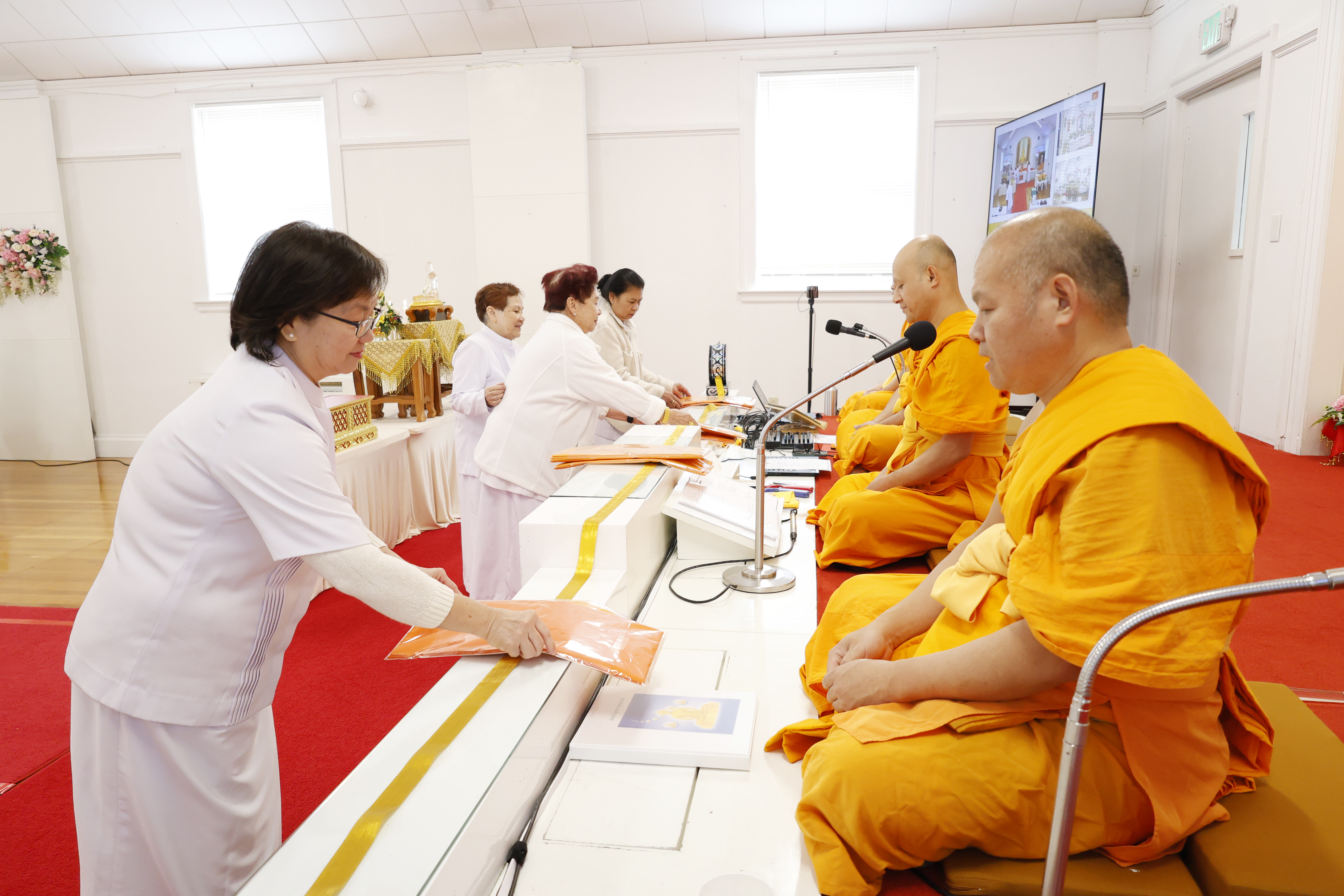 วัดพระธรรมกายบอสตัน จัดงานบุญวันอาทิตย์