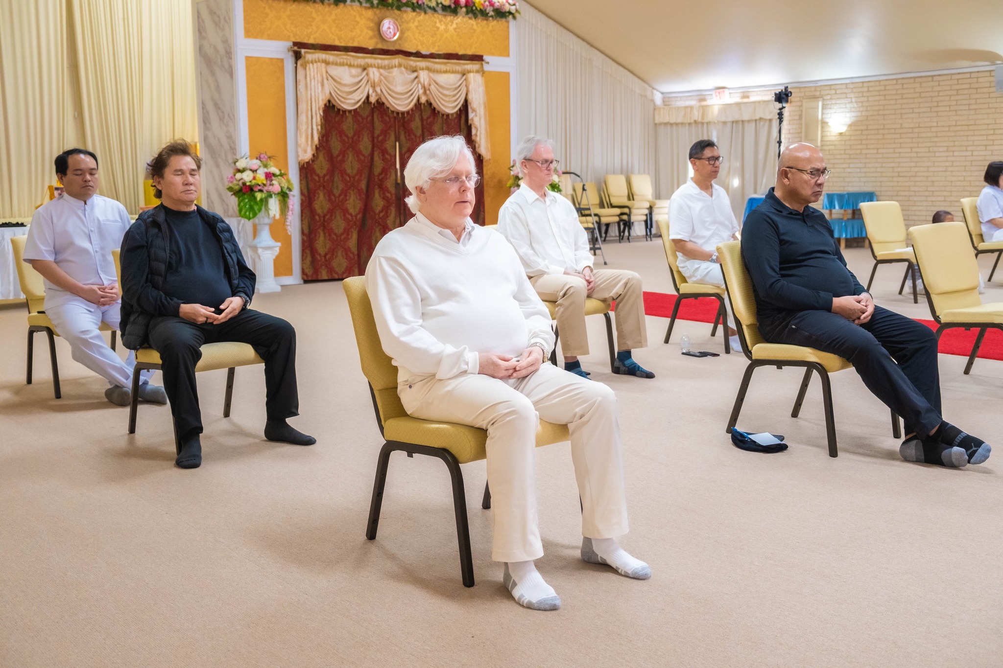 วัดพระธรรมกายเท็กซัส จัดงานบุญวันอาทิตย์