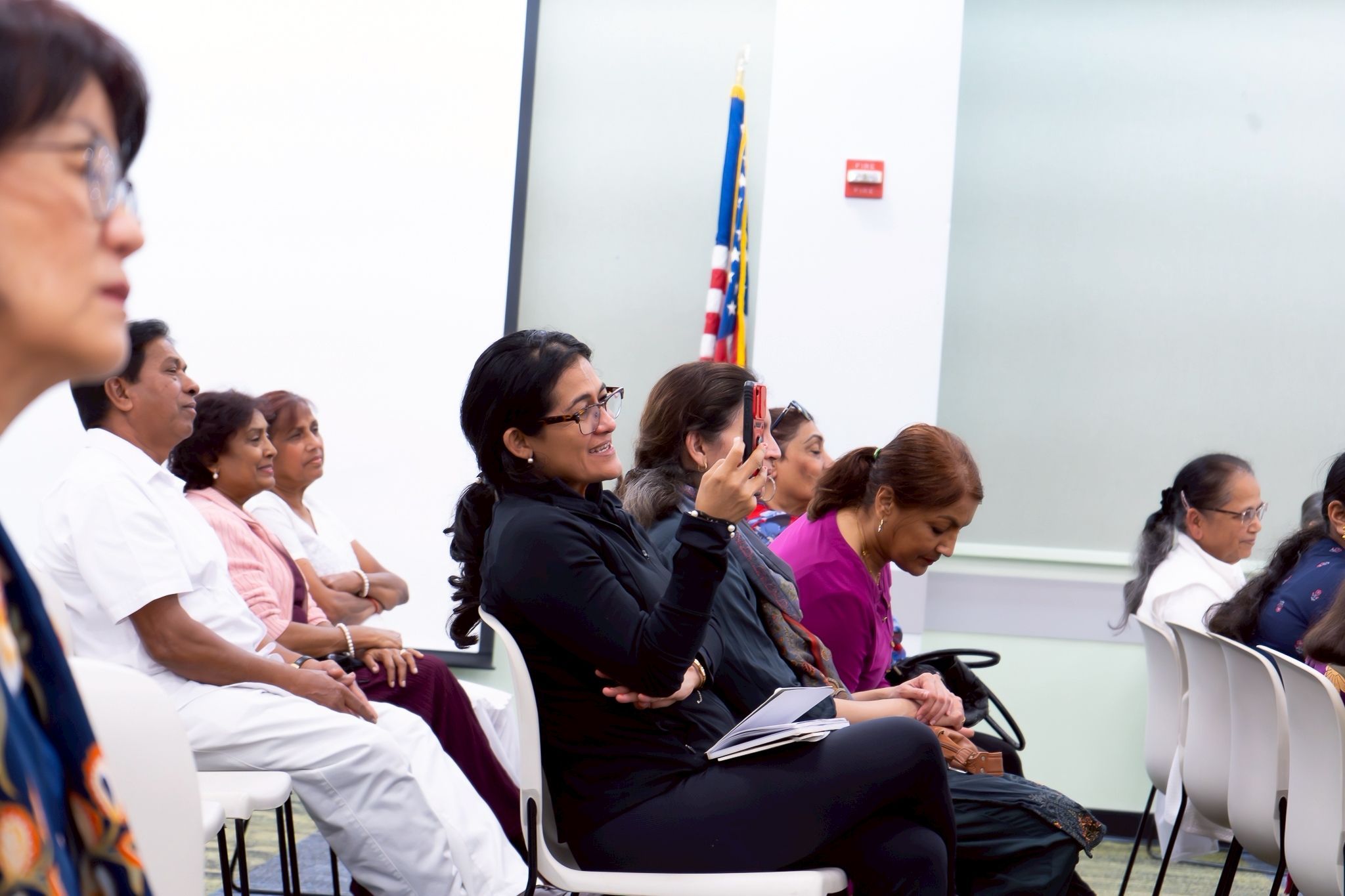 วัดพระธรรมกายปาล์มบีช เข้าร่วมกิจกรรมเสวนาและแลกเปลี่ยนความรู้ด้านการฝึกสมาธิ