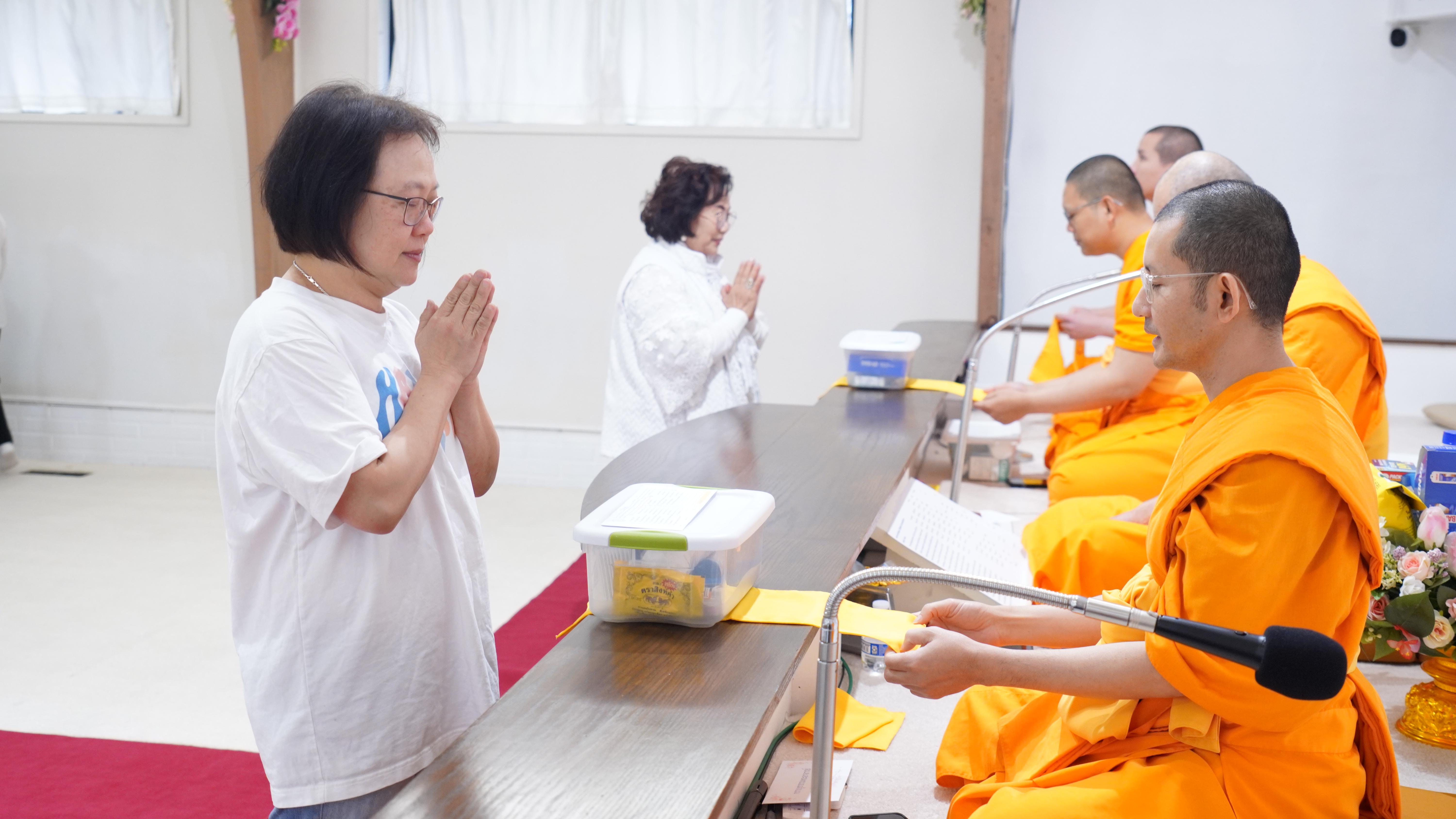 วัดพระธรรมกายซีแอตเติล จัดพิธีถวายคิลานเภสัช