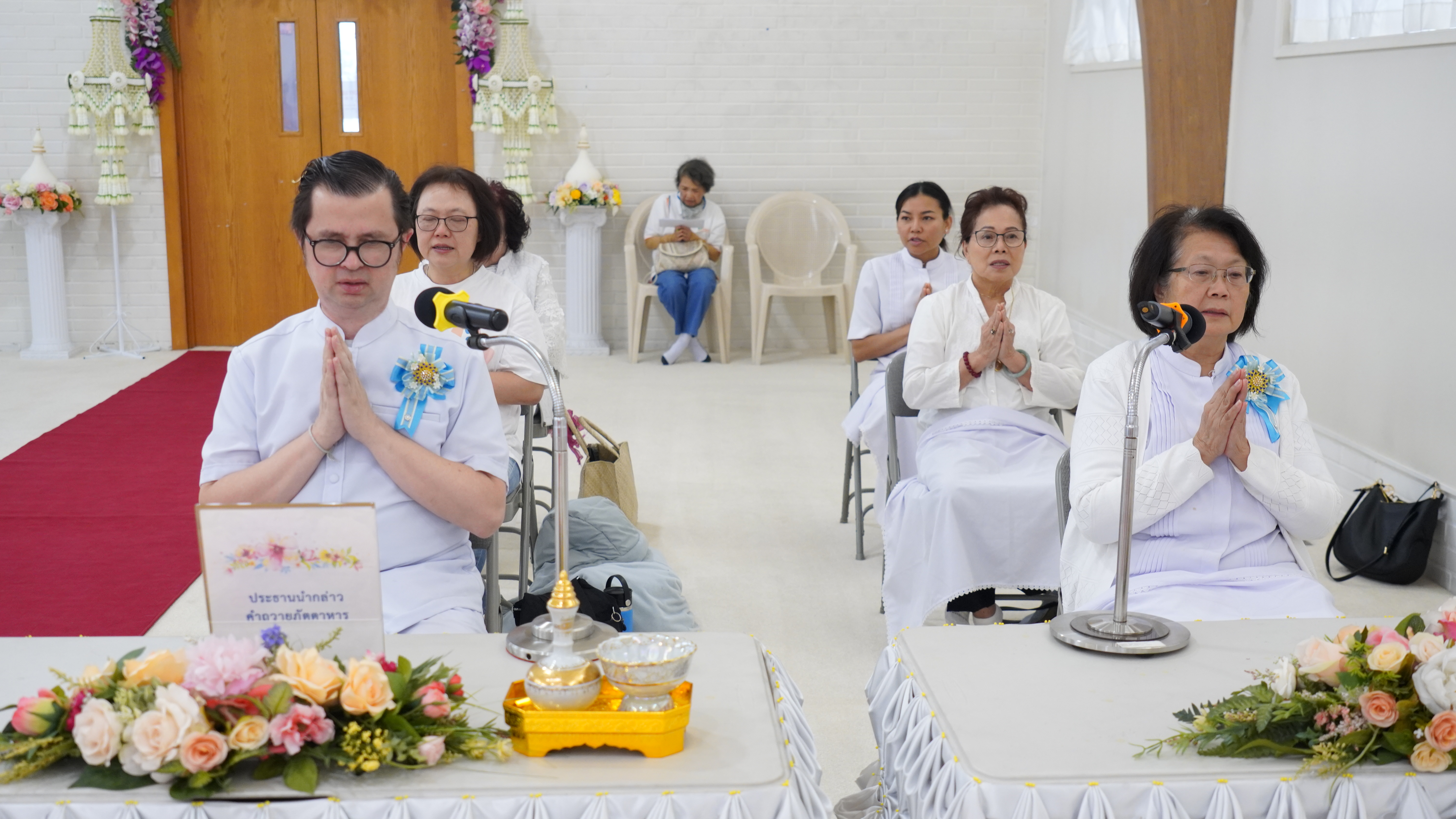 วัดพระธรรมกายซีแอตเติล จัดพิธีถวายคิลานเภสัช