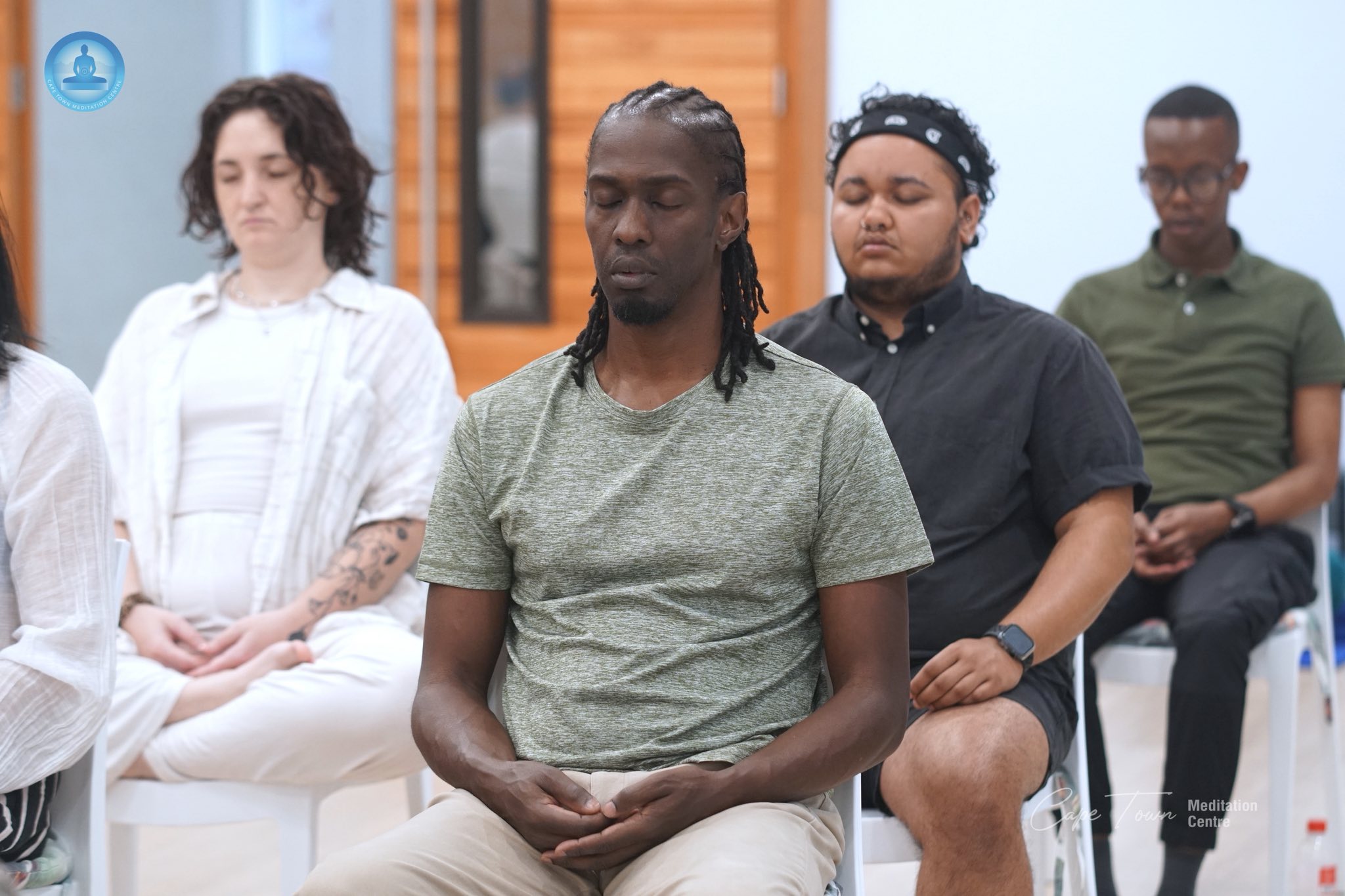 วัดพุทธเคปทาวน์ จัดคลาสสมาธิชาวท้องถิ่น