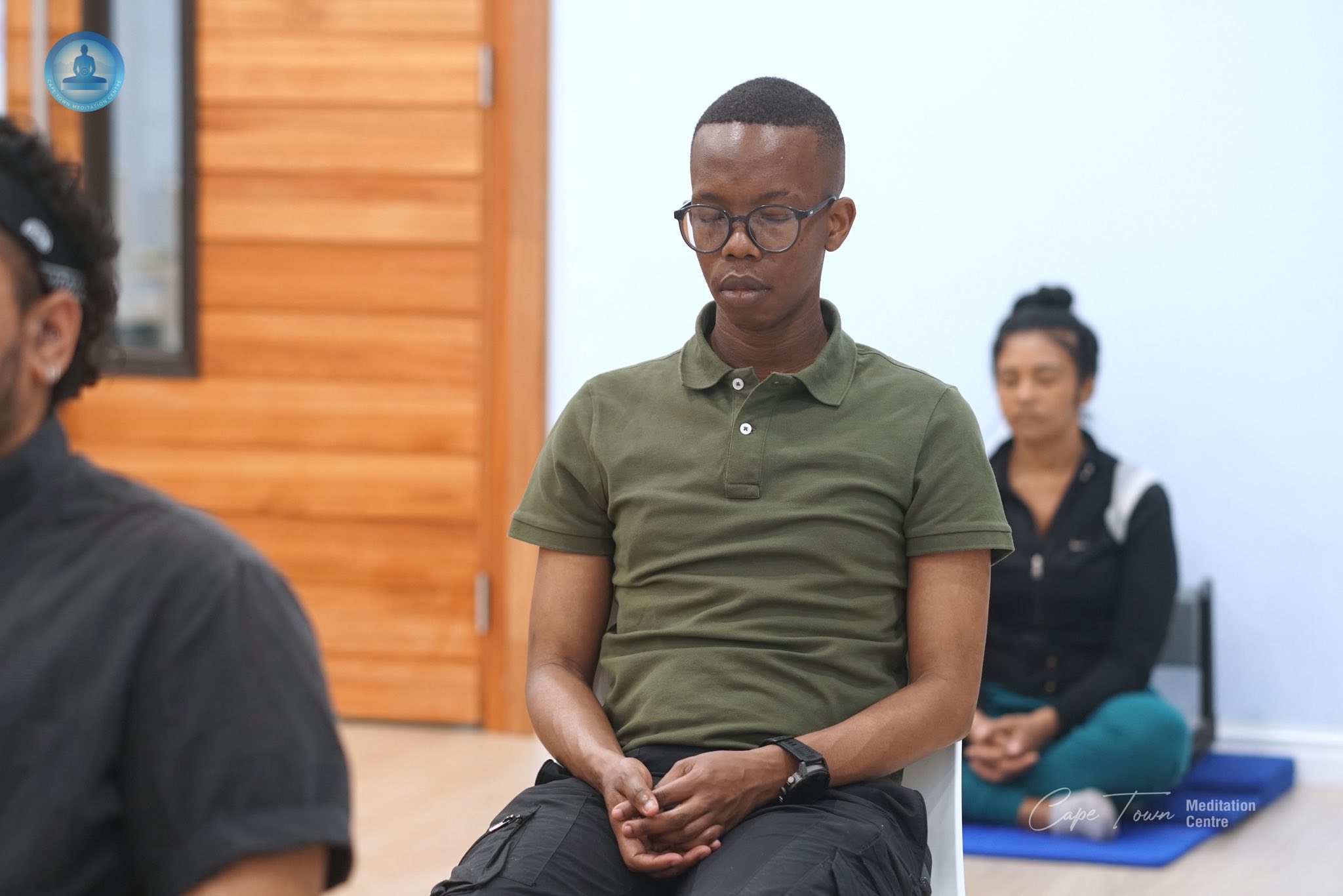 วัดพุทธเคปทาวน์ จัดคลาสสมาธิชาวท้องถิ่น