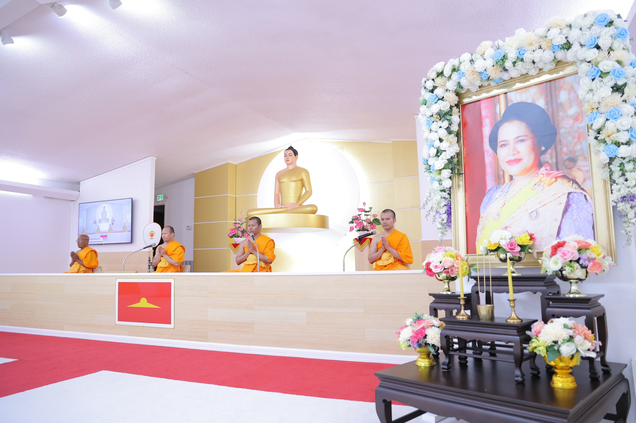 วัดพระธรรมกายจอร์เจีย จัดพิธีทอดผ้าป่าบำรุงวัด