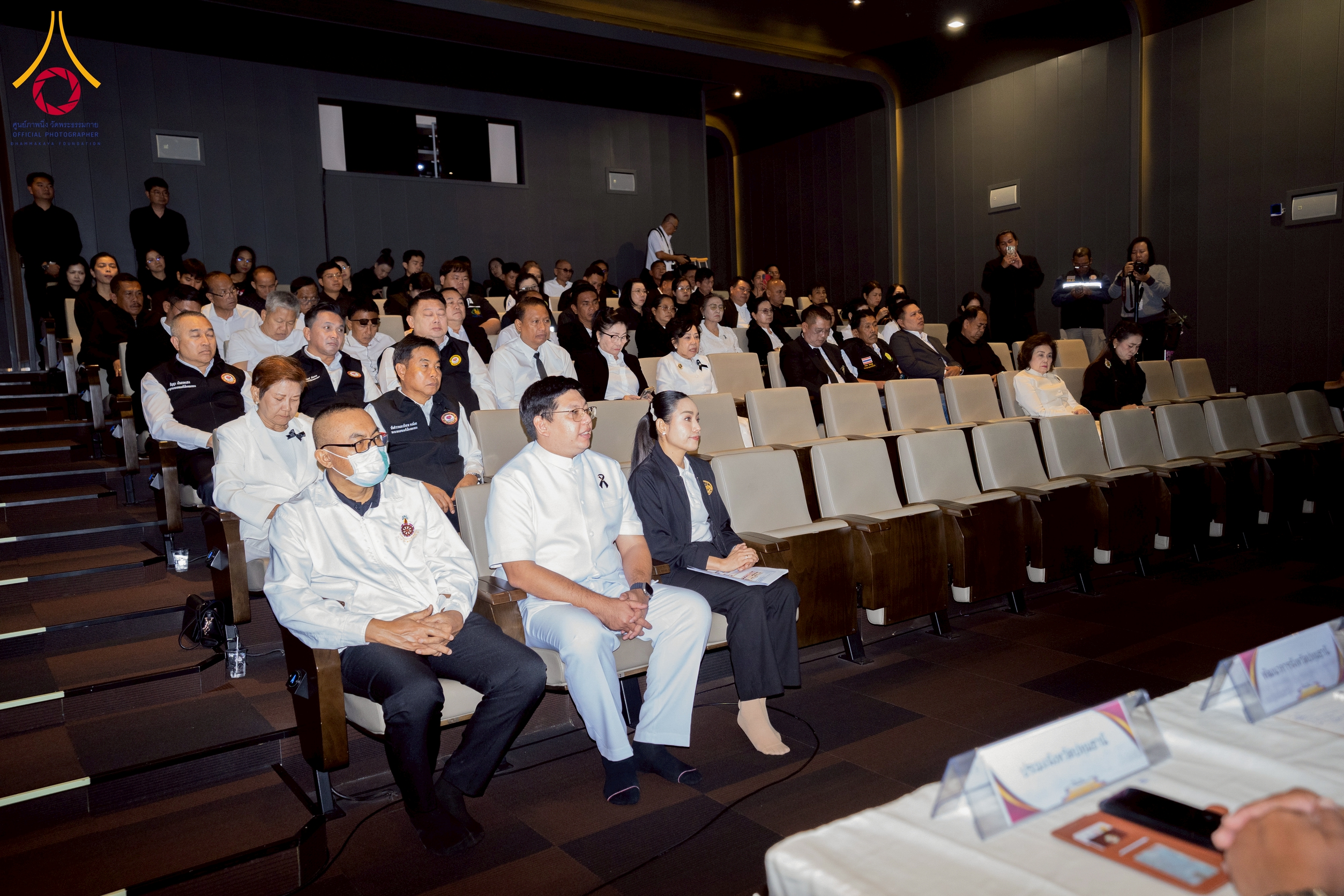 ผู้ว่าราชการจังหวัดปทุมธานี ลงพื้นที่อำเภอคลองหลวง และเยี่ยมชมทุ่งสวรรค์ตะวันฉาย ณ วัดพระธรรมกาย