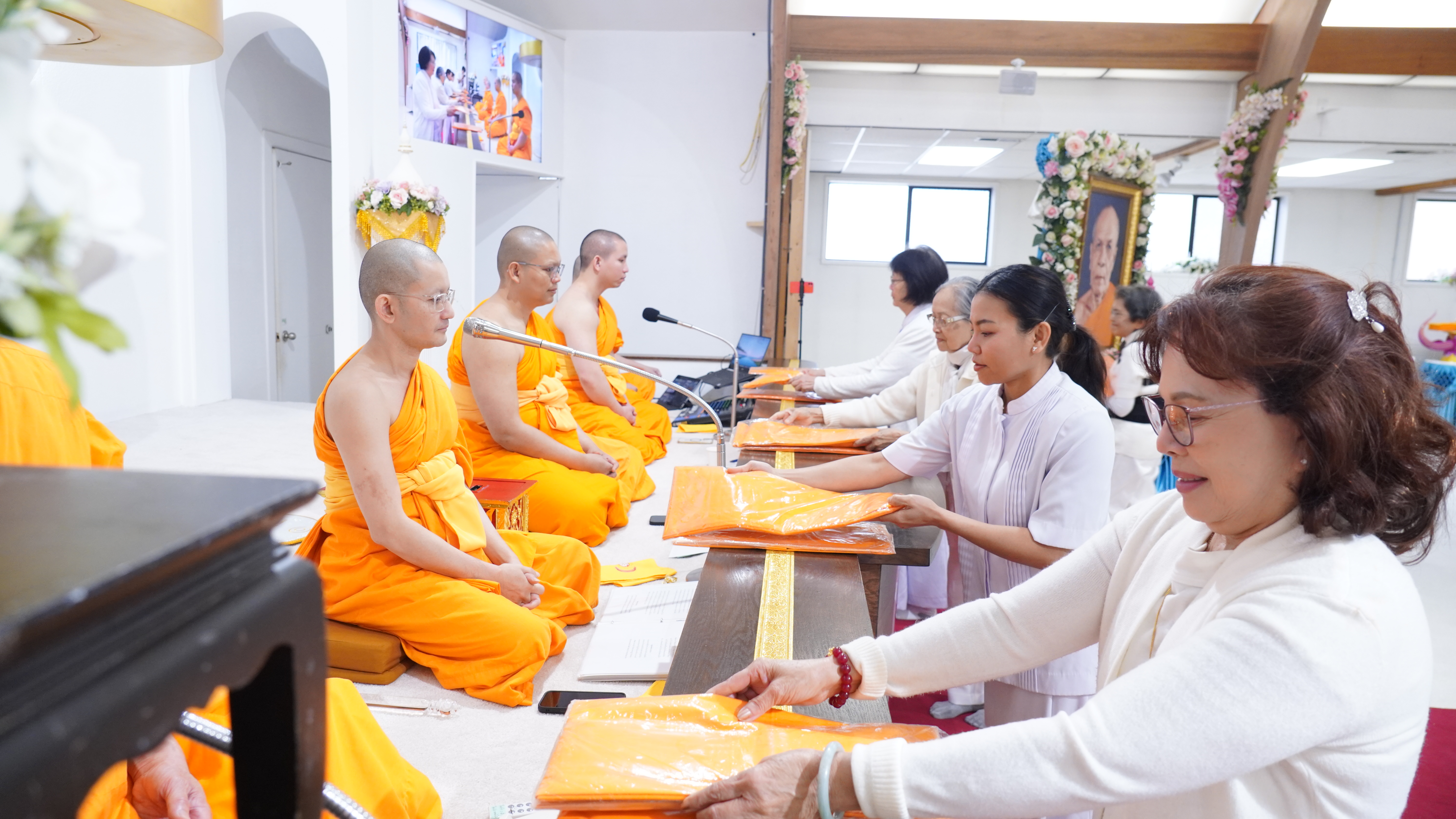 วัดพระธรรมกายซีแอตเติล จัดงานบุญวันอาทิตย์