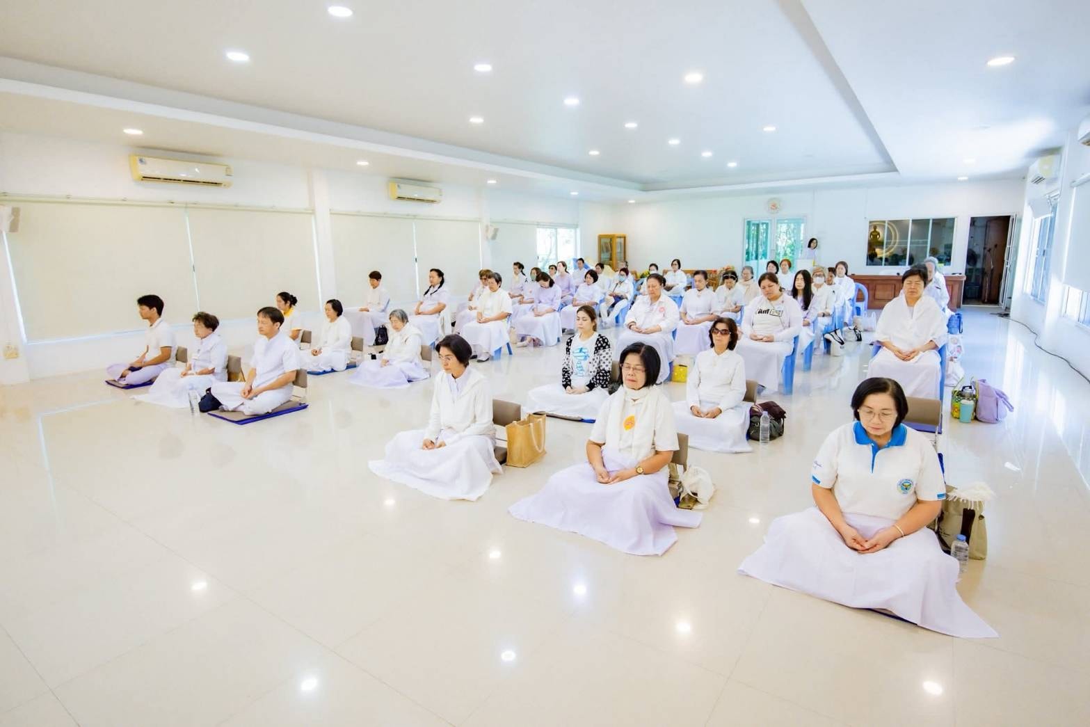 ศูนย์อบรมเยาวชนลาดหลุมแก้ว จัดคอร์สปฏิบัติธรรม สมาธิเติมสุข รุ่นที่ 38