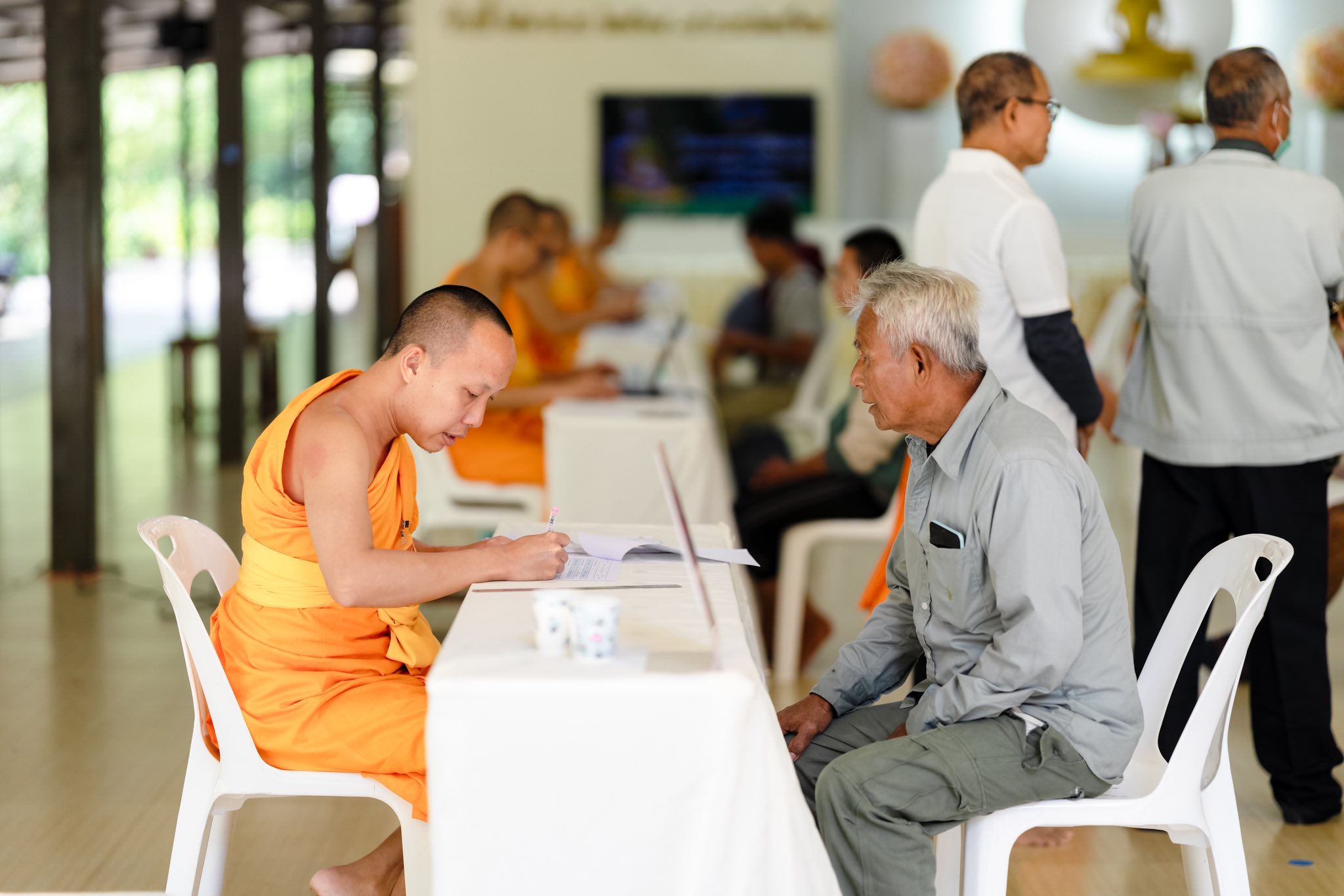 บรรยากาศรายงานตัว ณ ศูนย์ปฏิบัติธรรมแก้วเมืองเลย