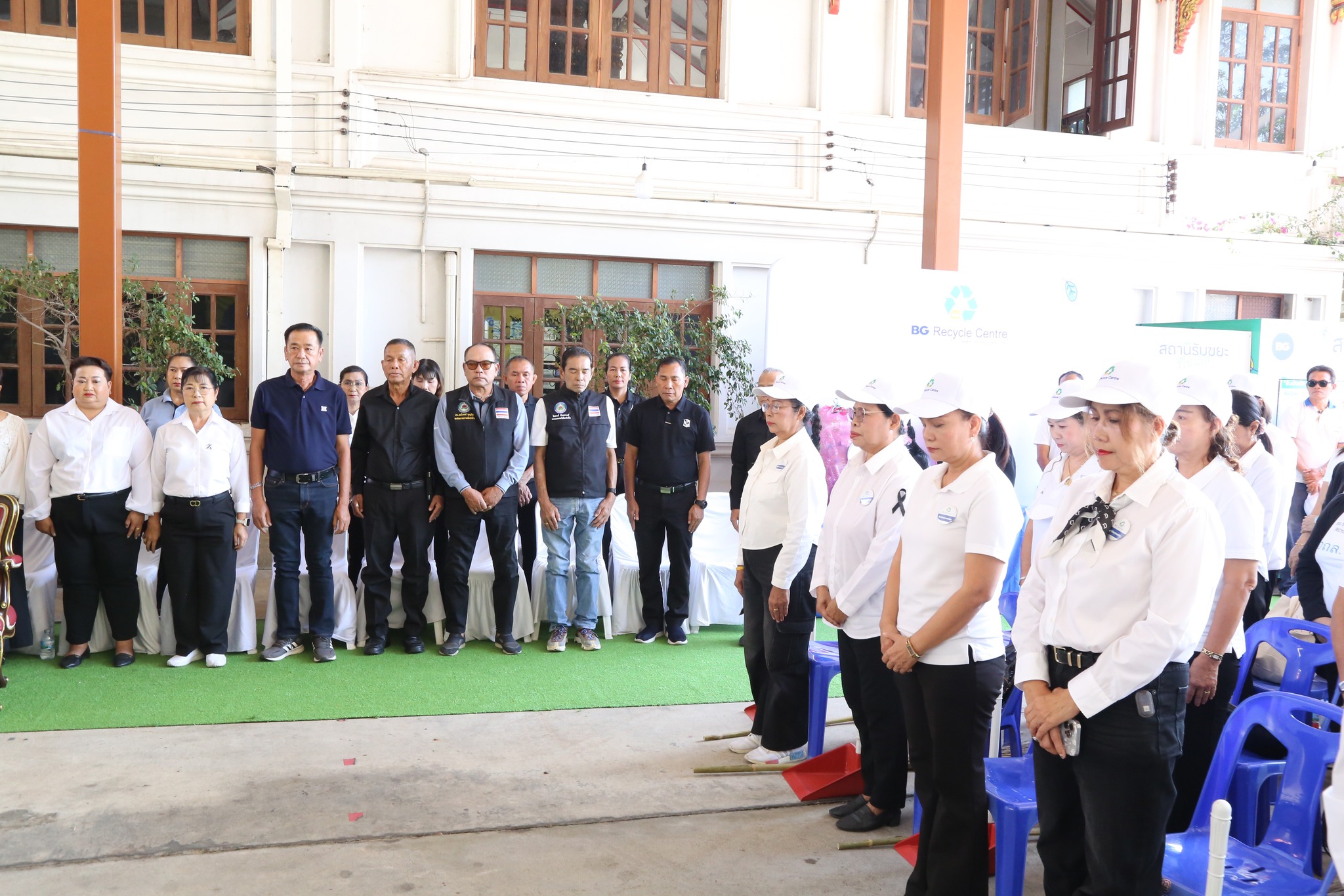 กิจกรรม Big Cleaning Day และพิธีเจริญพระพุทธมนต์ เนื่องในวันคล้ายวันพระบรมราชสมภพ