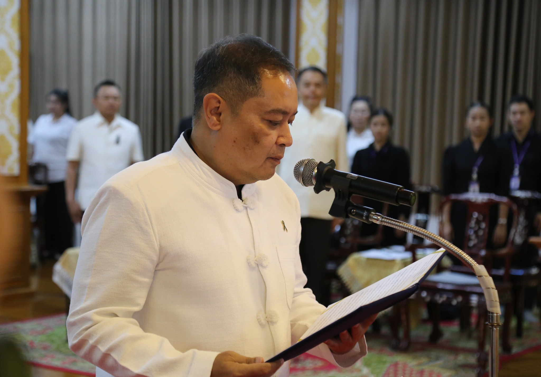 กิจกรรม Big Cleaning Day และพิธีเจริญพระพุทธมนต์ เนื่องในวันคล้ายวันพระบรมราชสมภพ