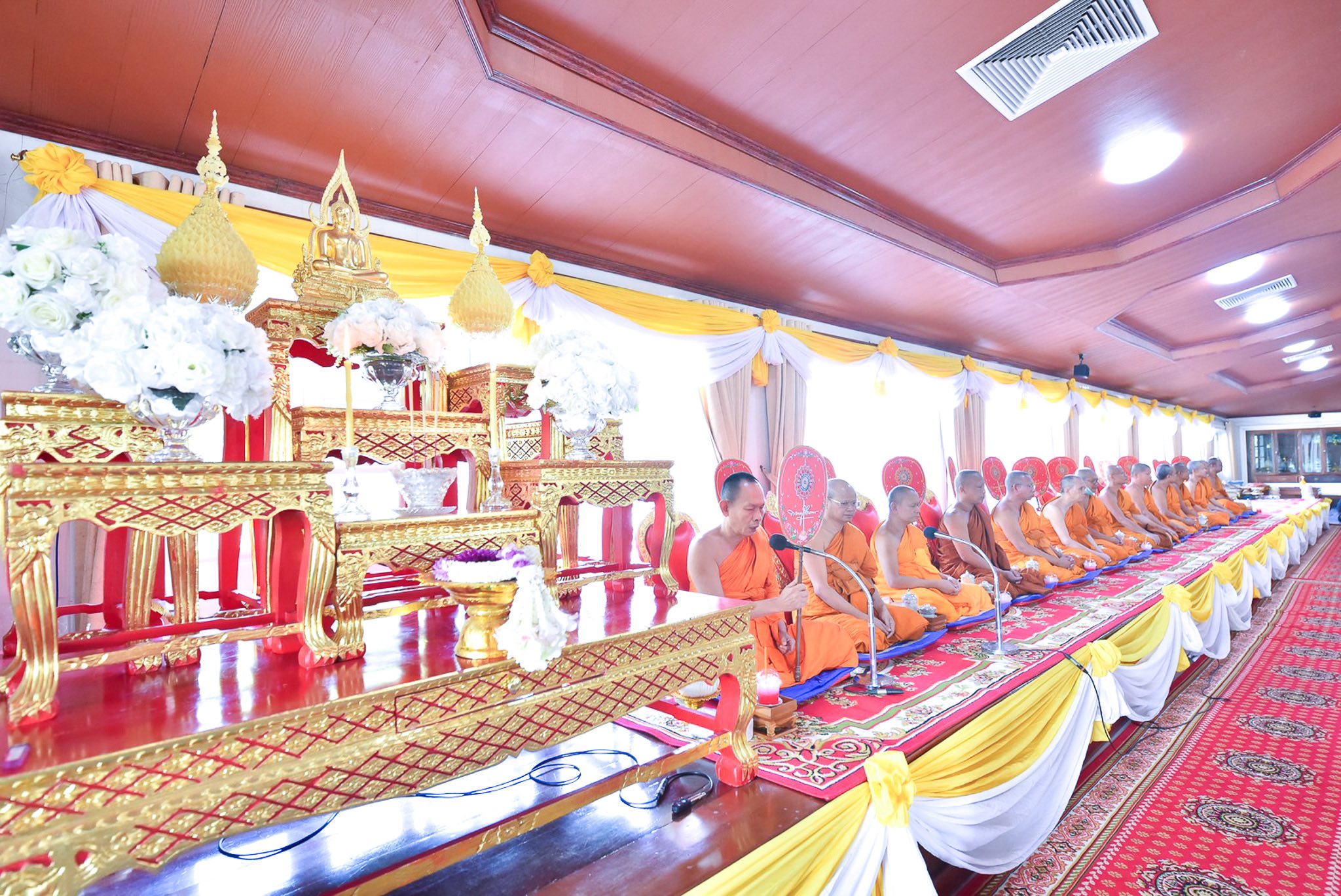 วัดสว่างภพ จัดพิธีทอดผ้าป่ามหากุศล เพื่องานคณะสงฆ์อำเภอคลองหลวง