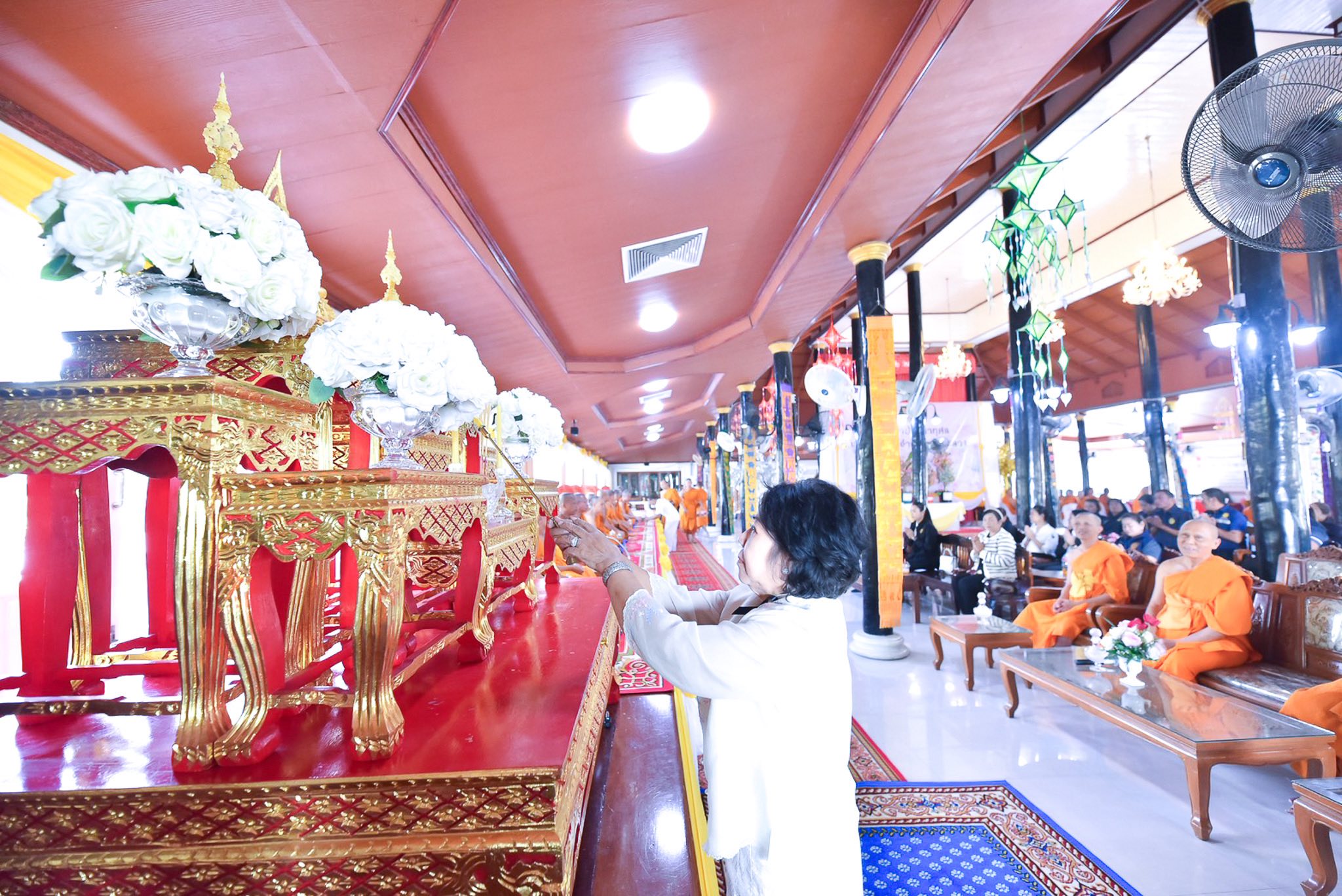 วัดสว่างภพ จัดพิธีทอดผ้าป่ามหากุศล เพื่องานคณะสงฆ์อำเภอคลองหลวง