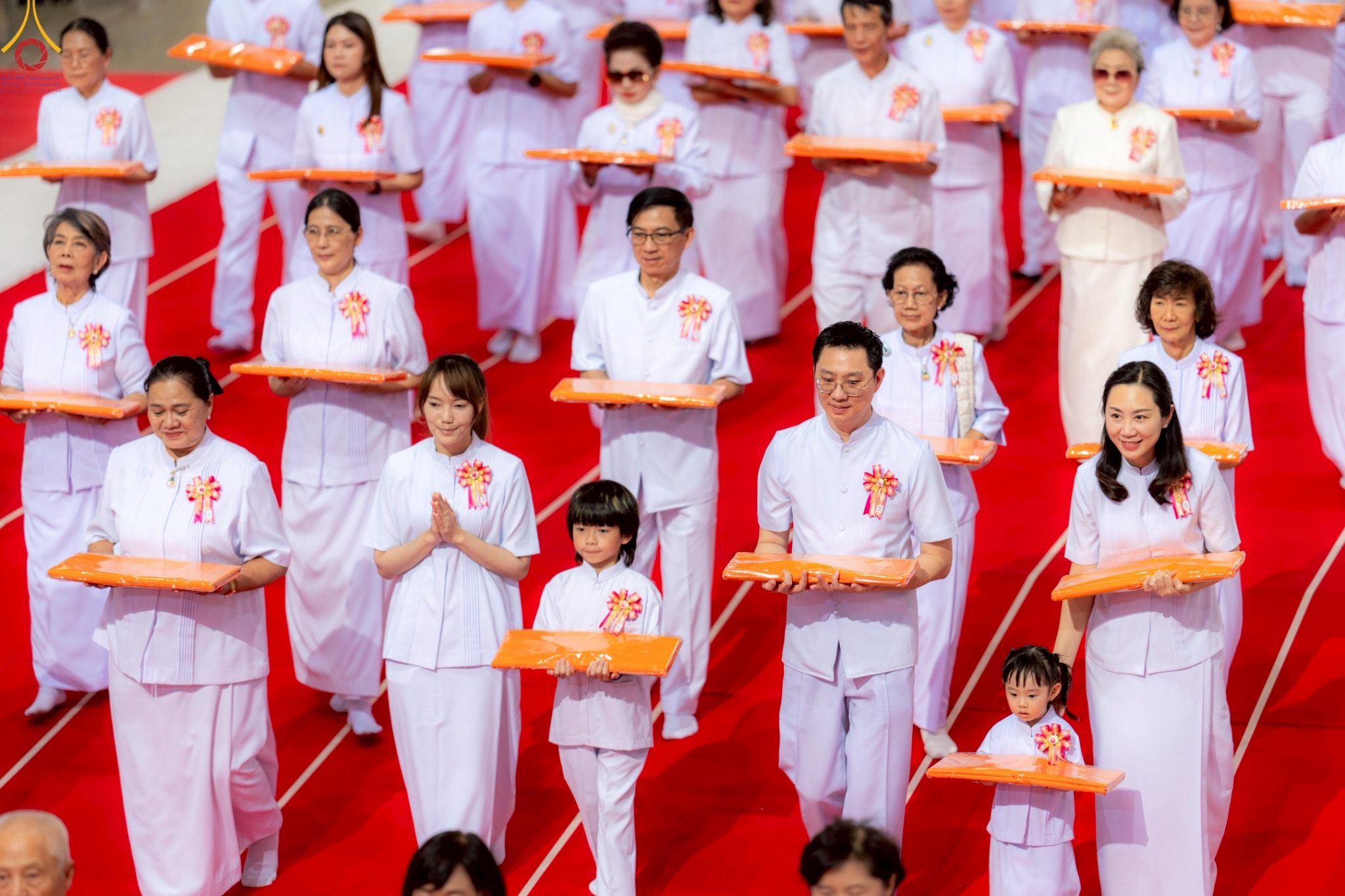วัดพระธรรมกาย จัดพิธีบูชาข้าวพระ-พิธีทอดผ้าป่าต้นสมบัติจักรพรรดิ