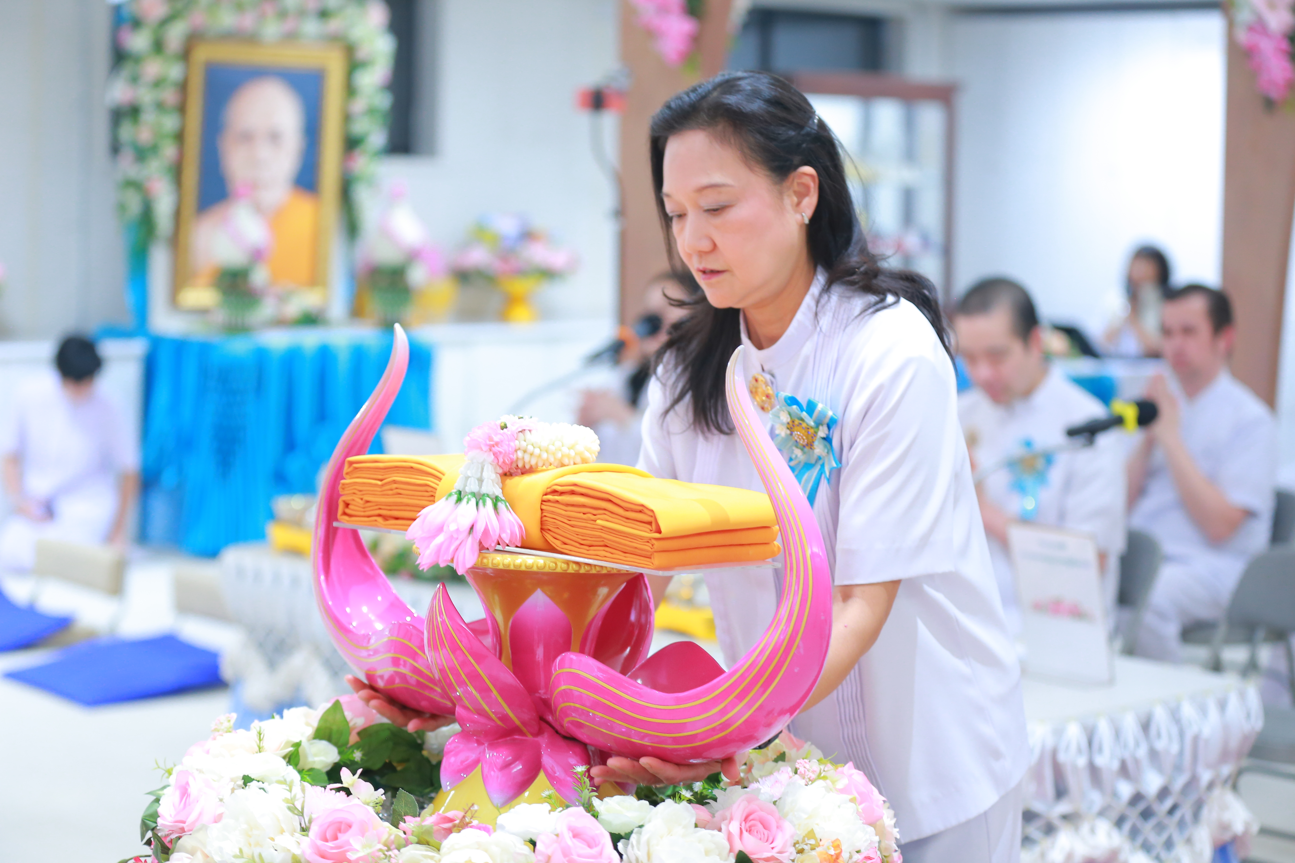 วัดพระธรรมกายซีแอตเติล จัดงานบุญบูชาข้าวพระ