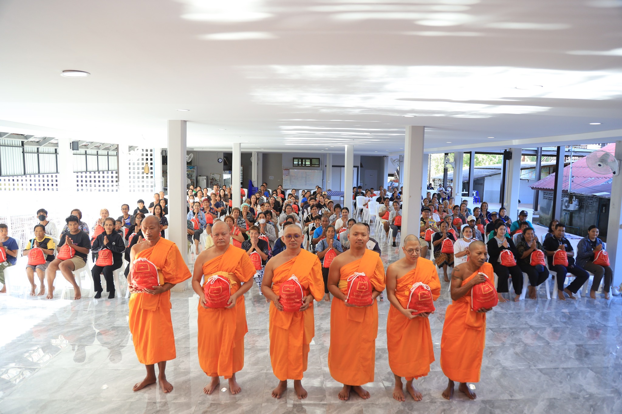 ศูนย์อบรมเยาวชนเมืองนราธิวาส มอบถุงยังชีพแก่ผู้ประสบภัยน้ำท่วม จ.นราธิวาส