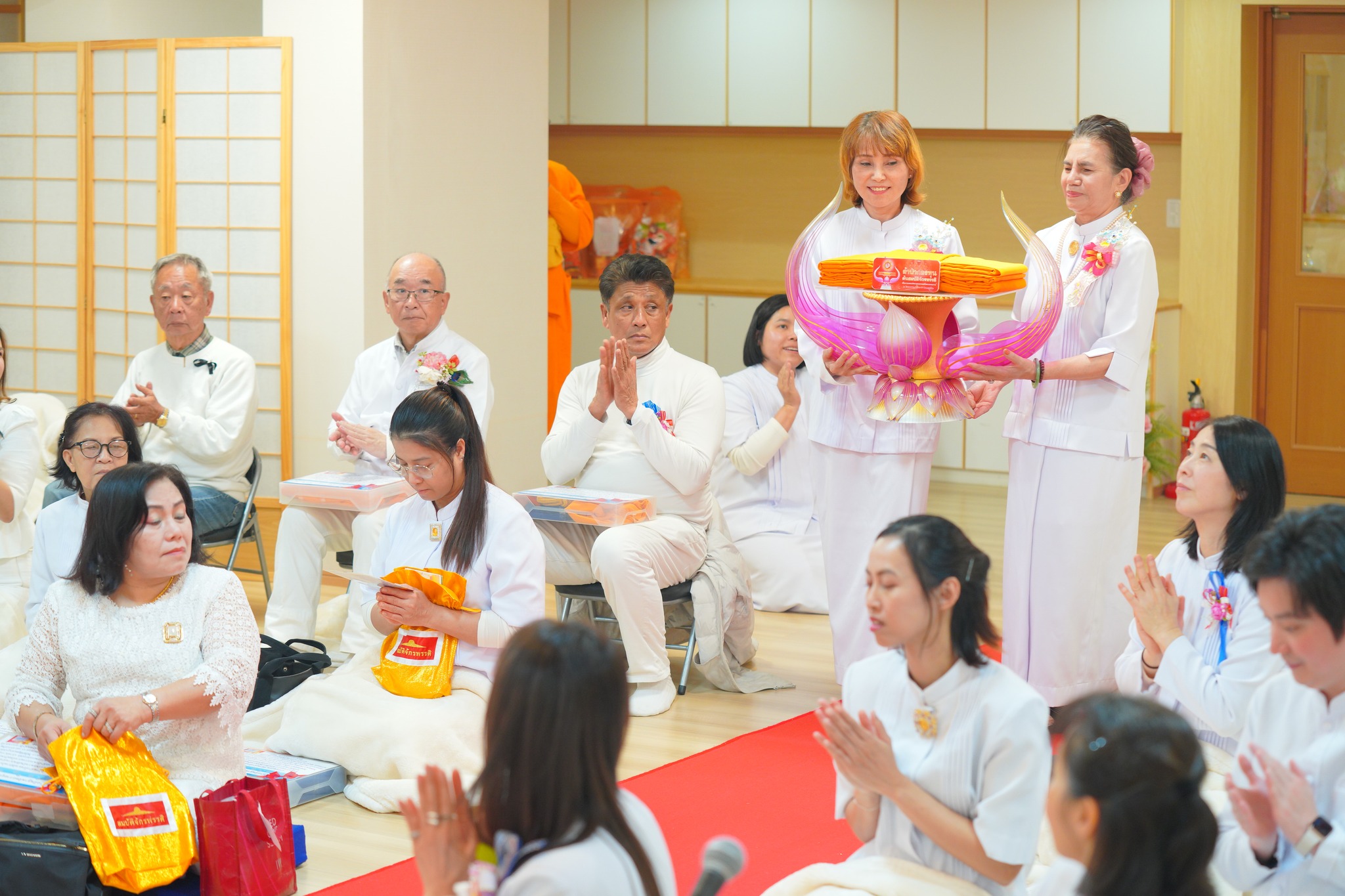 วัดพระธรรมกายโอซาก้า จัดงานบุญบูชาข้าวพระ