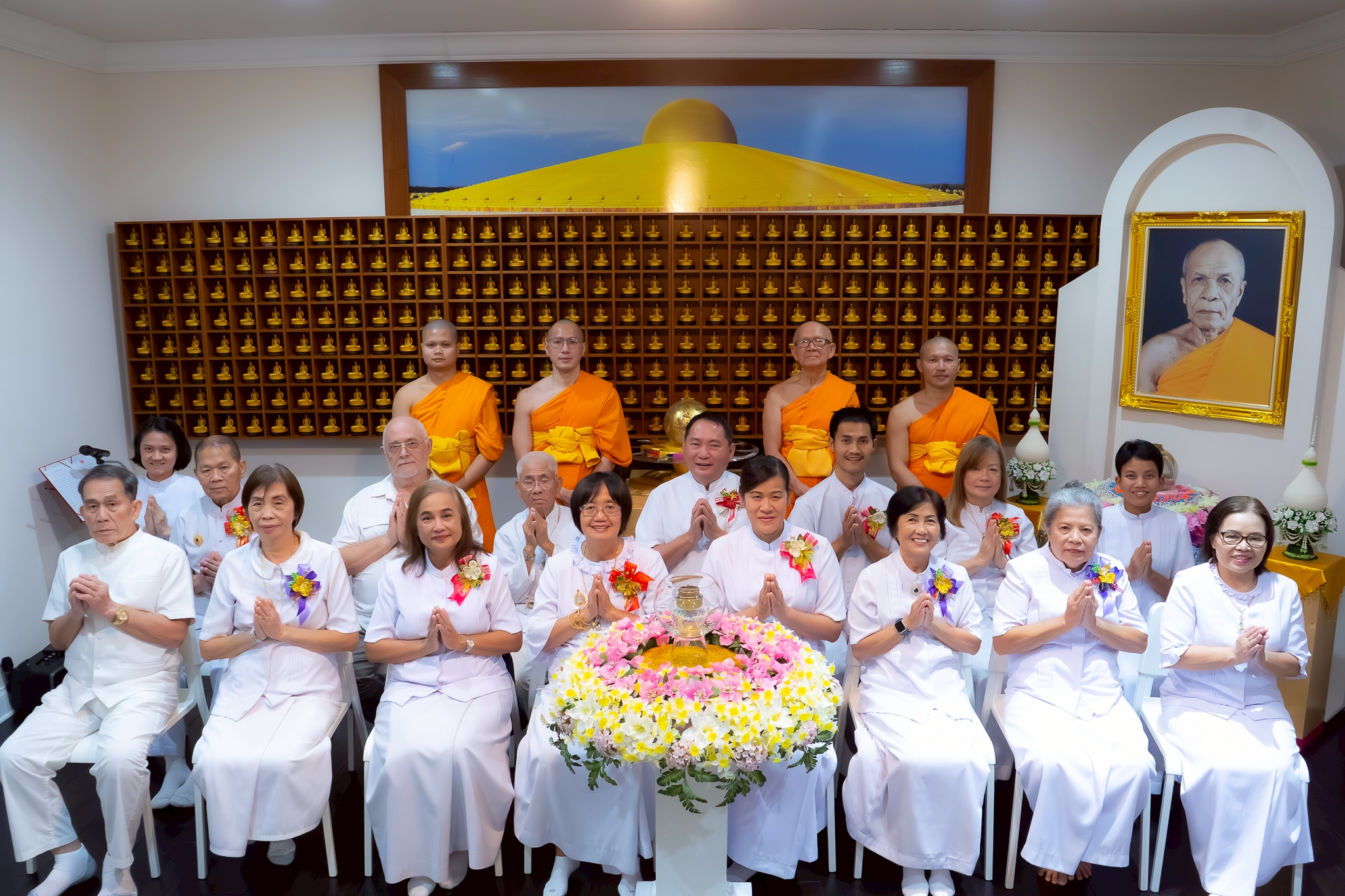 LINE_ALBUM_2025-12-06 à¸à¸¹à¸à¸²à¸à¹à¸²à¸§à¸à¸£à¸°_251208_125.jpg