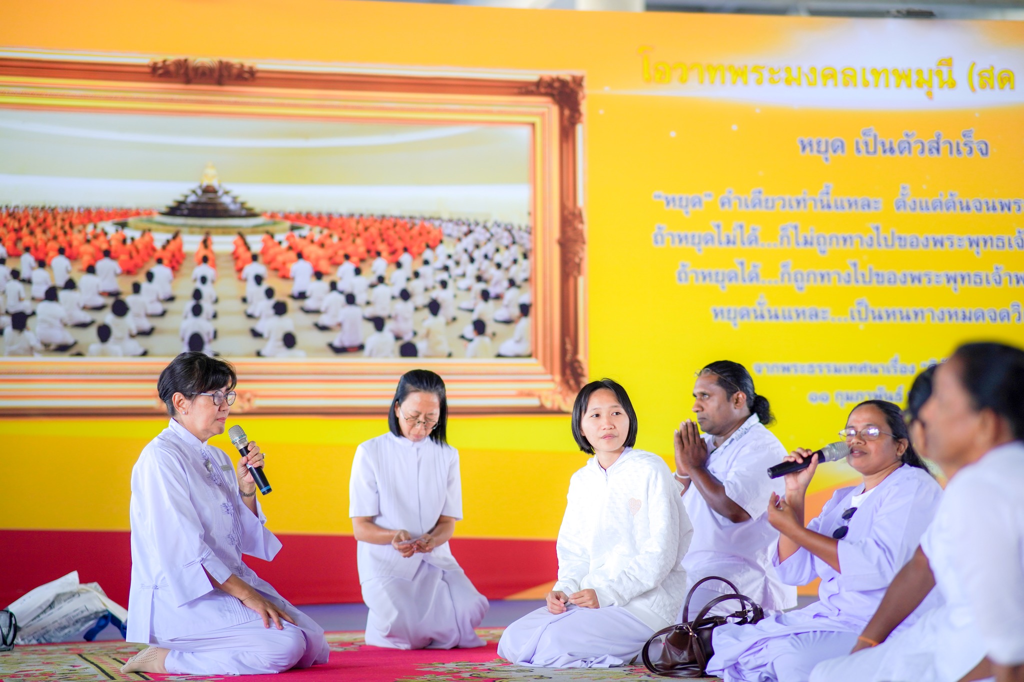 คณะชาวพุทธจากศรีลังกา มาเยี่ยมชมวัดพระธรรมกายเป็นครั้งแรก