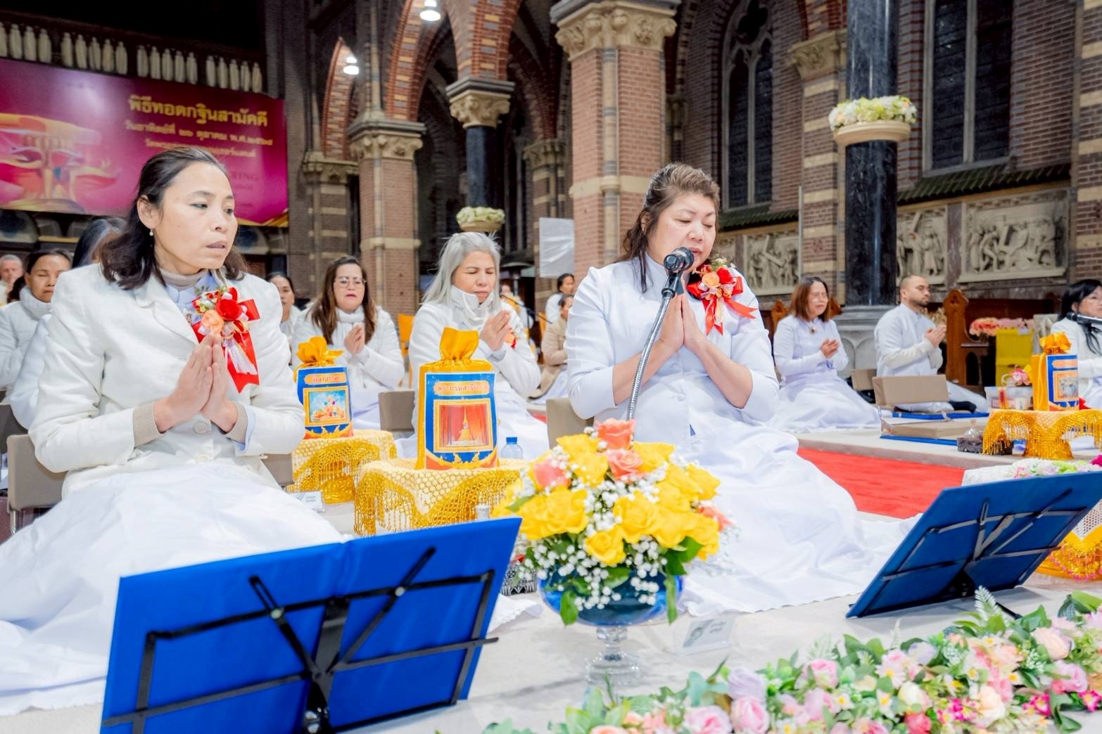 วัดพระธรรมกายเนเธอร์แลนด์ จัดงานบูชาข้าวพระ
