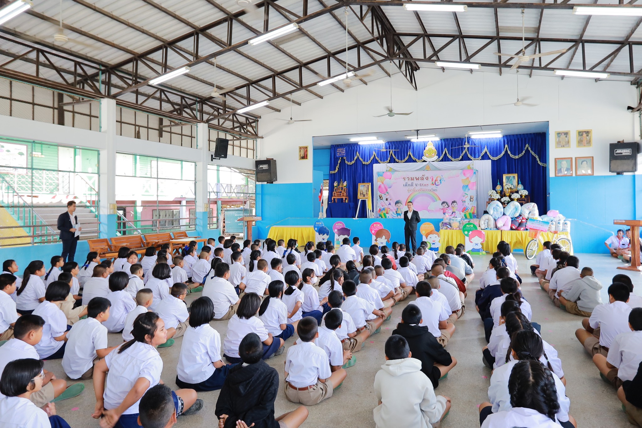 รวมพลังเด็กดี V-Star ผู้นำฟื้นฟูศีลธรรมโลก ประจำปี 2568 จังหวัดนครนายก