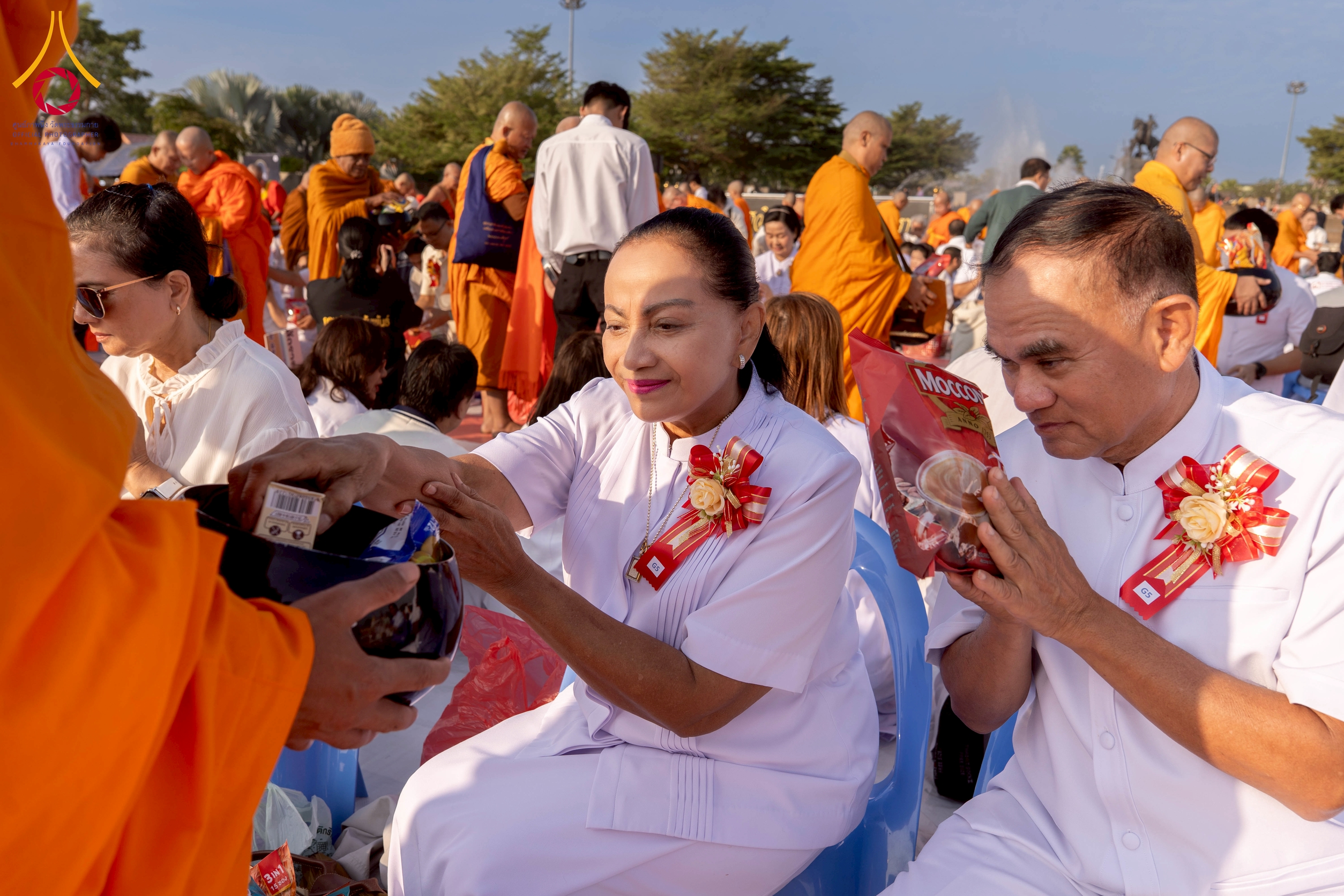 จังหวัดลำปาง จัดตักบาตรพระ 1,000 รูป ฉลอง 1,345 ปี