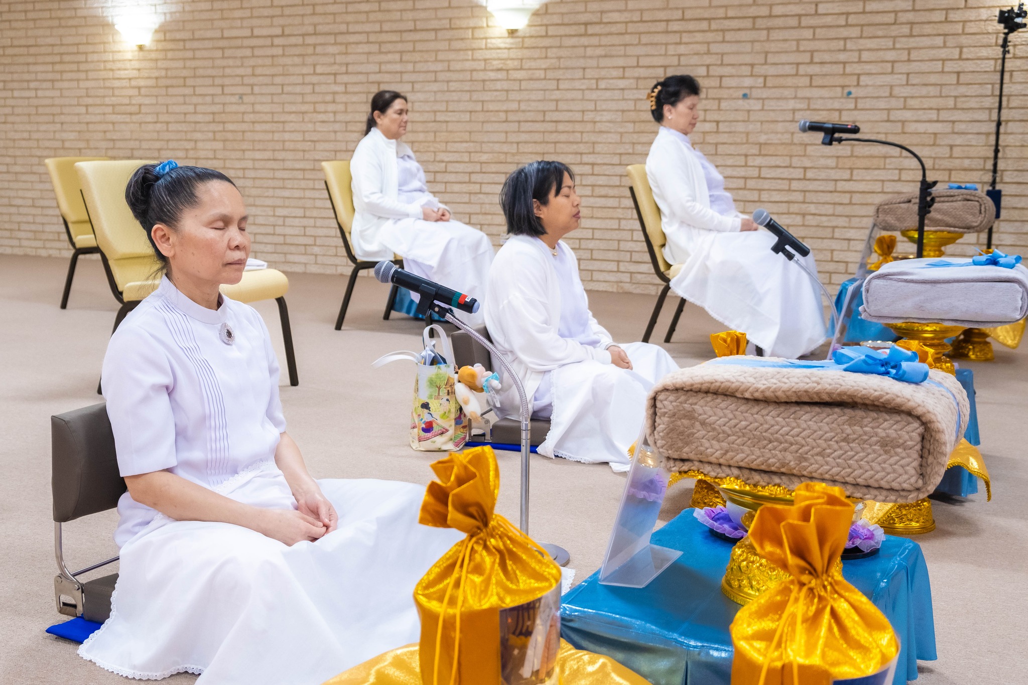 วัดพระธรรมกายเท็กซัส จัดงานบุญวันอาทิตย์